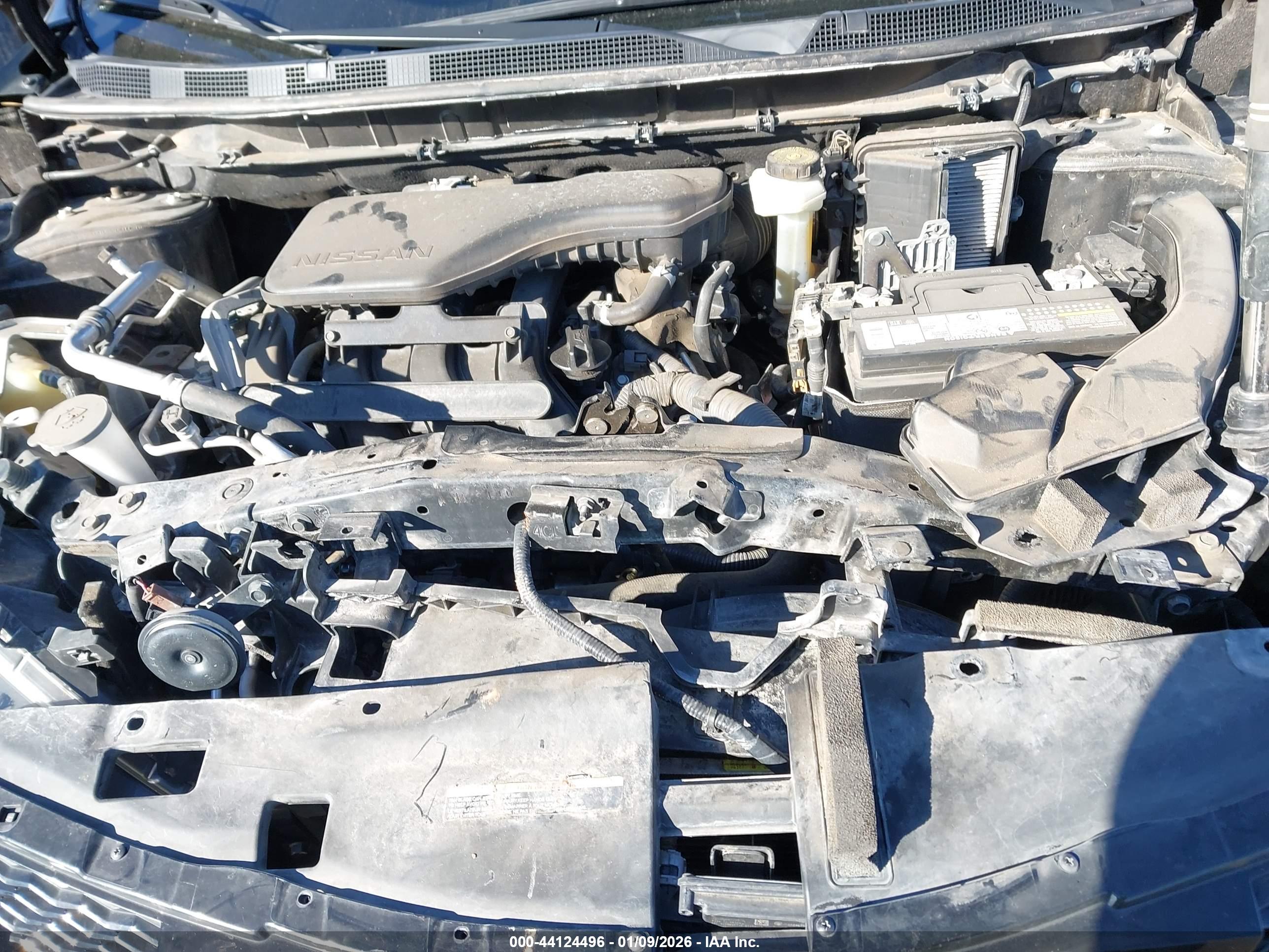 NISSAN ROGUE image 10