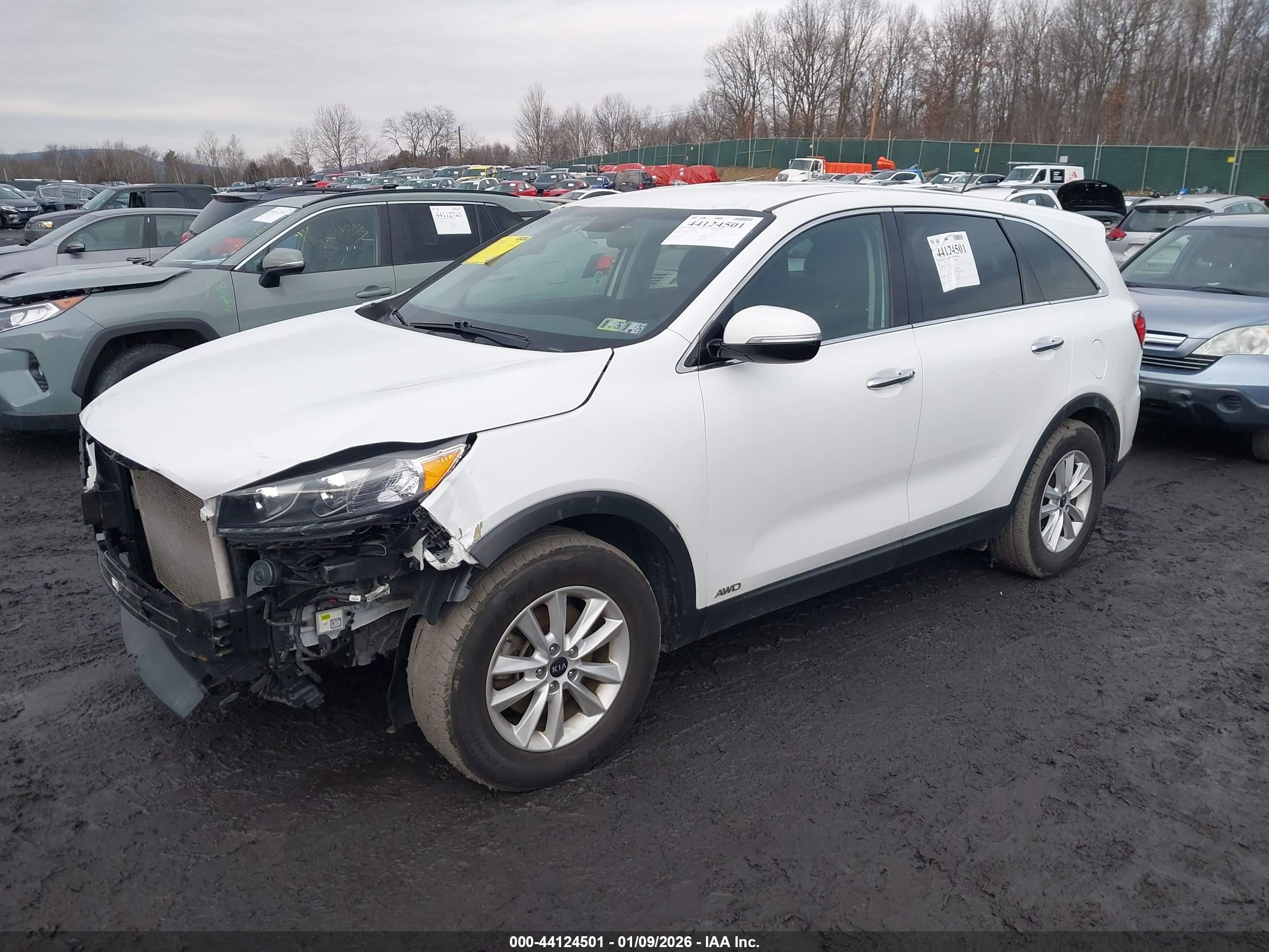 KIA SORENTO image 2