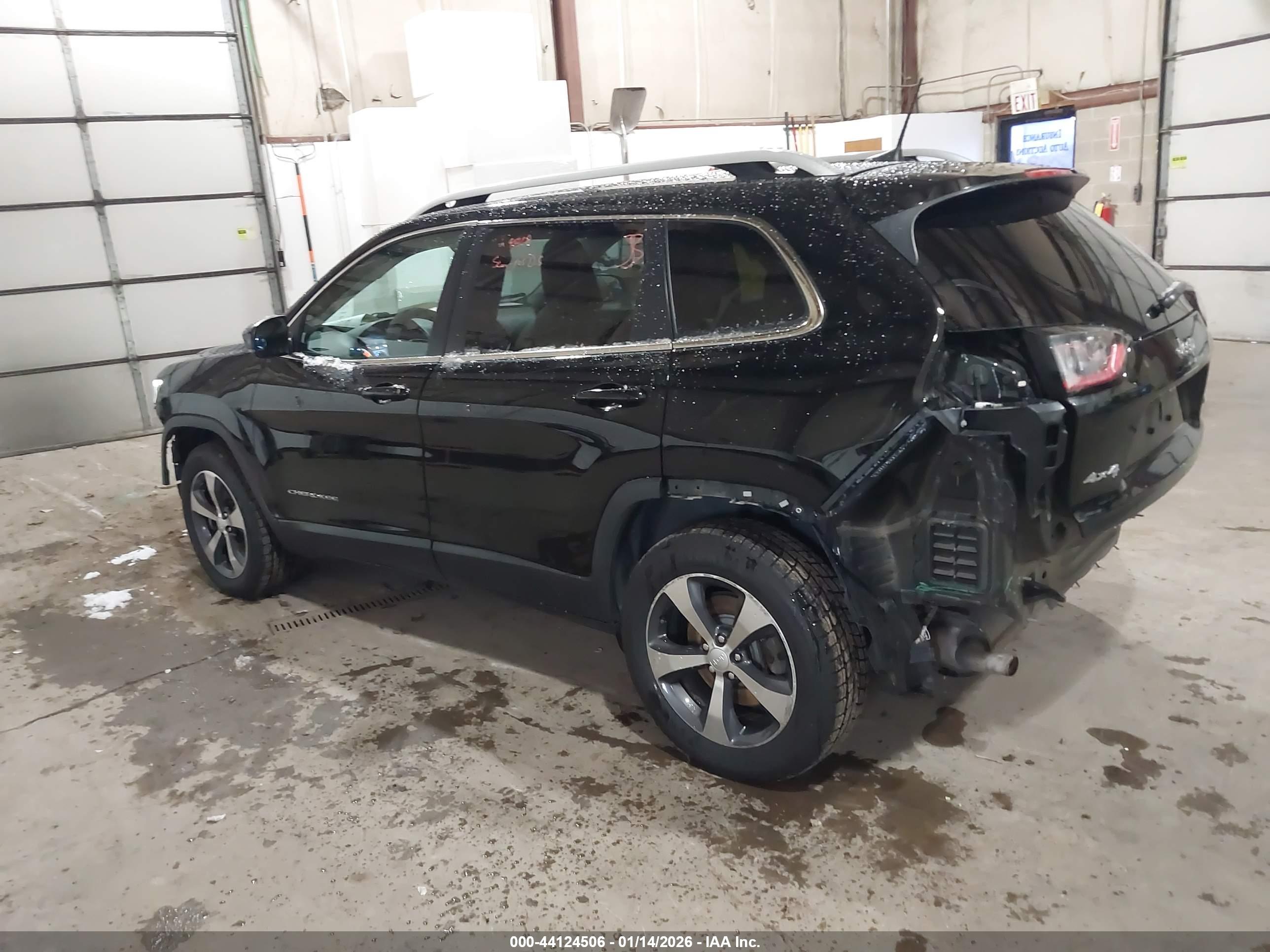 JEEP CHEROKEE image 3