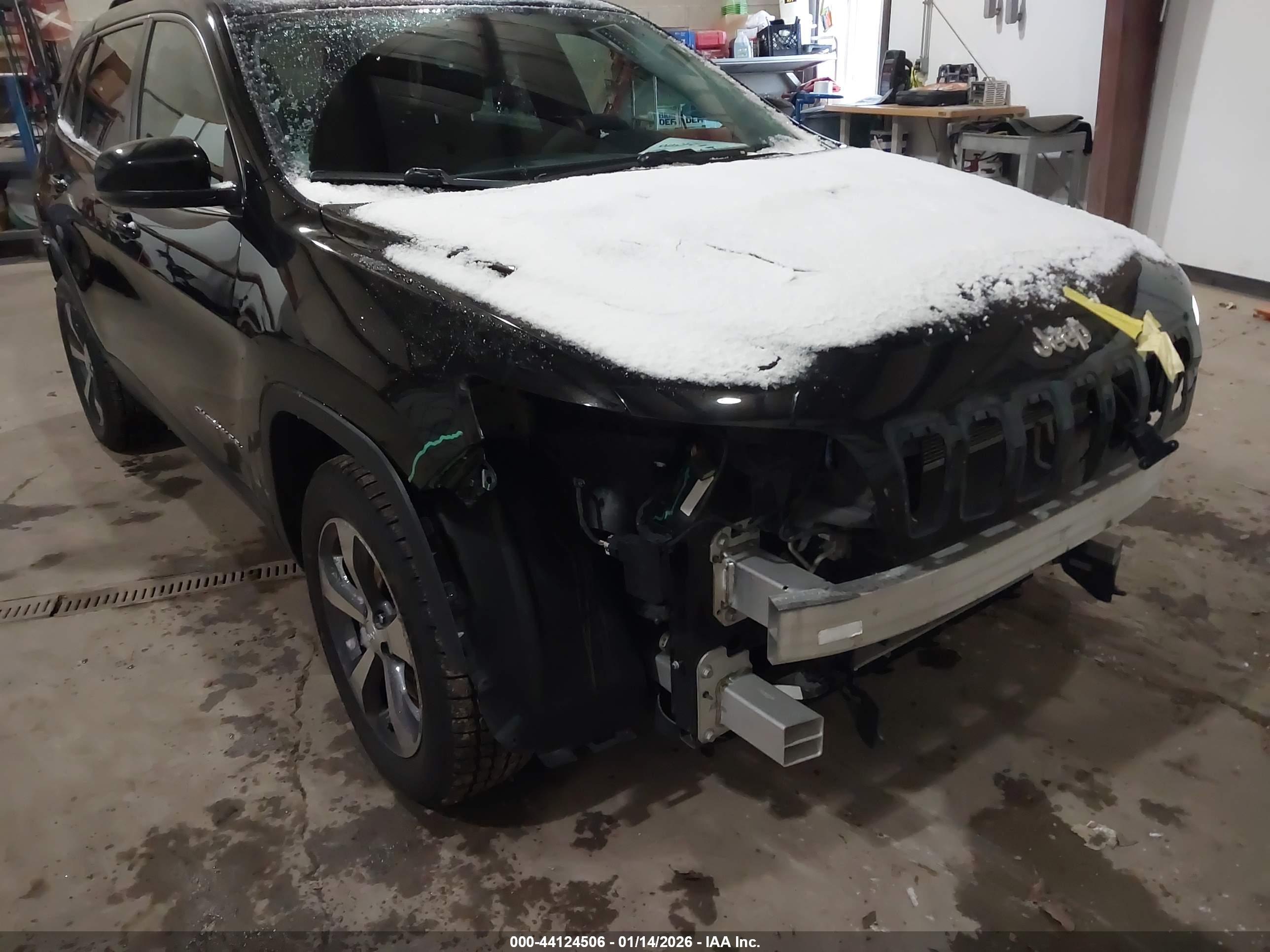 JEEP CHEROKEE image 6