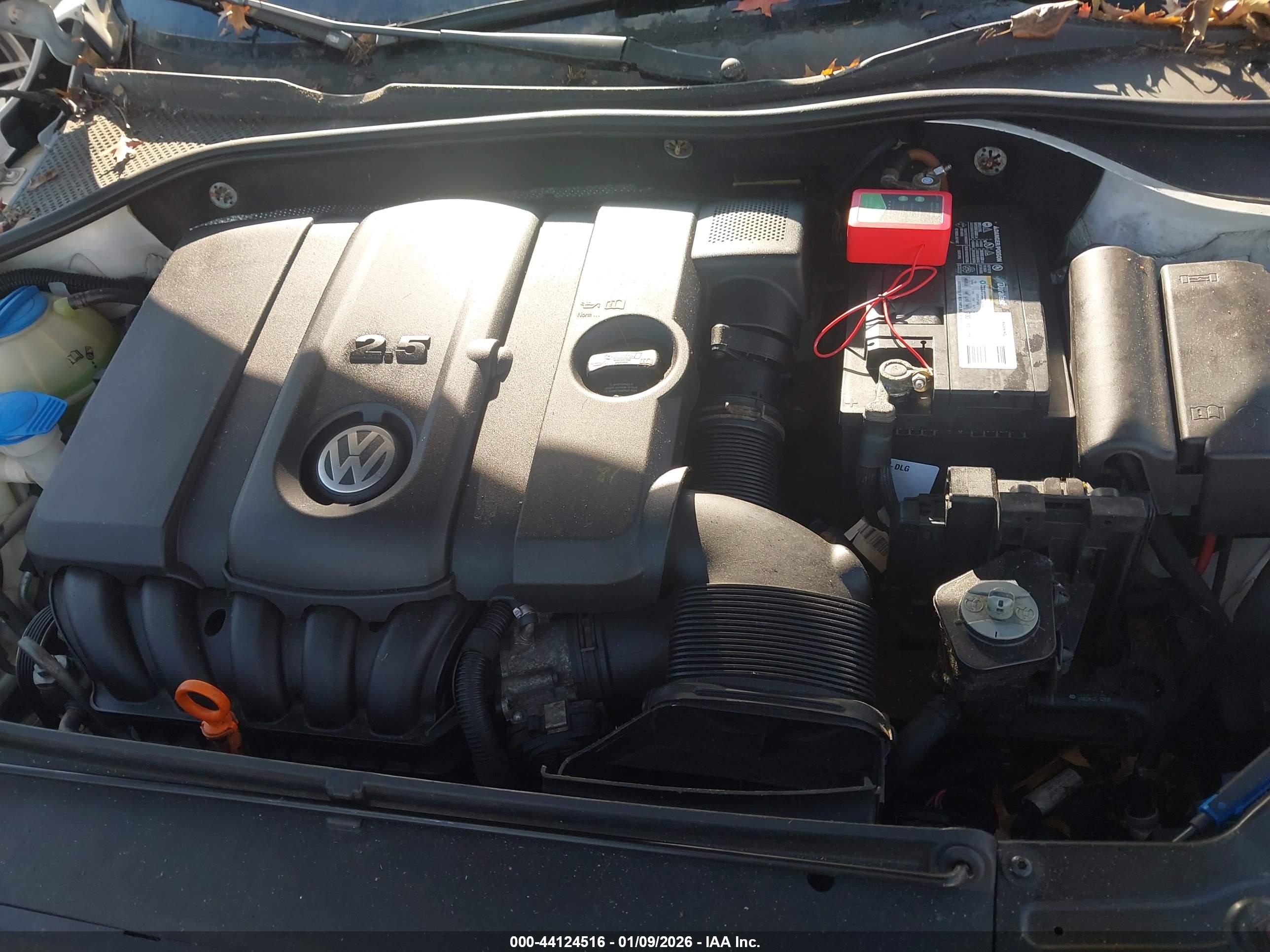 VOLKSWAGEN PASSAT image 10