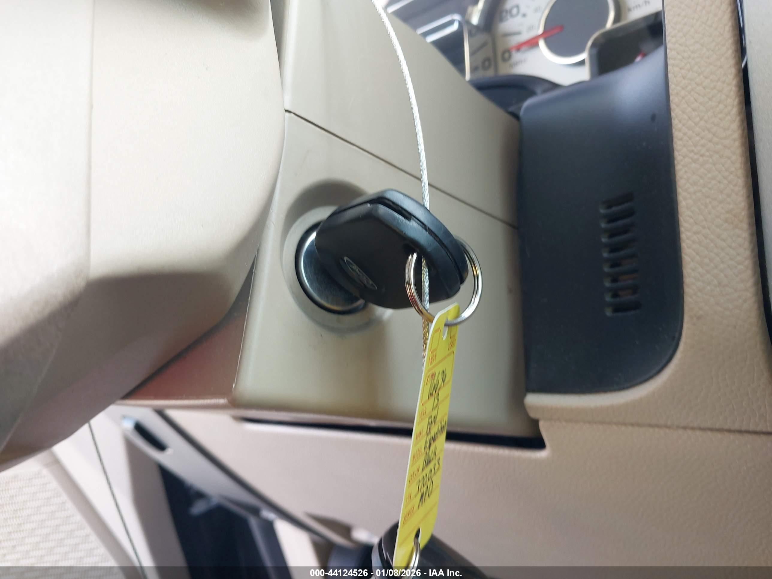 FORD EXPEDITION image 11