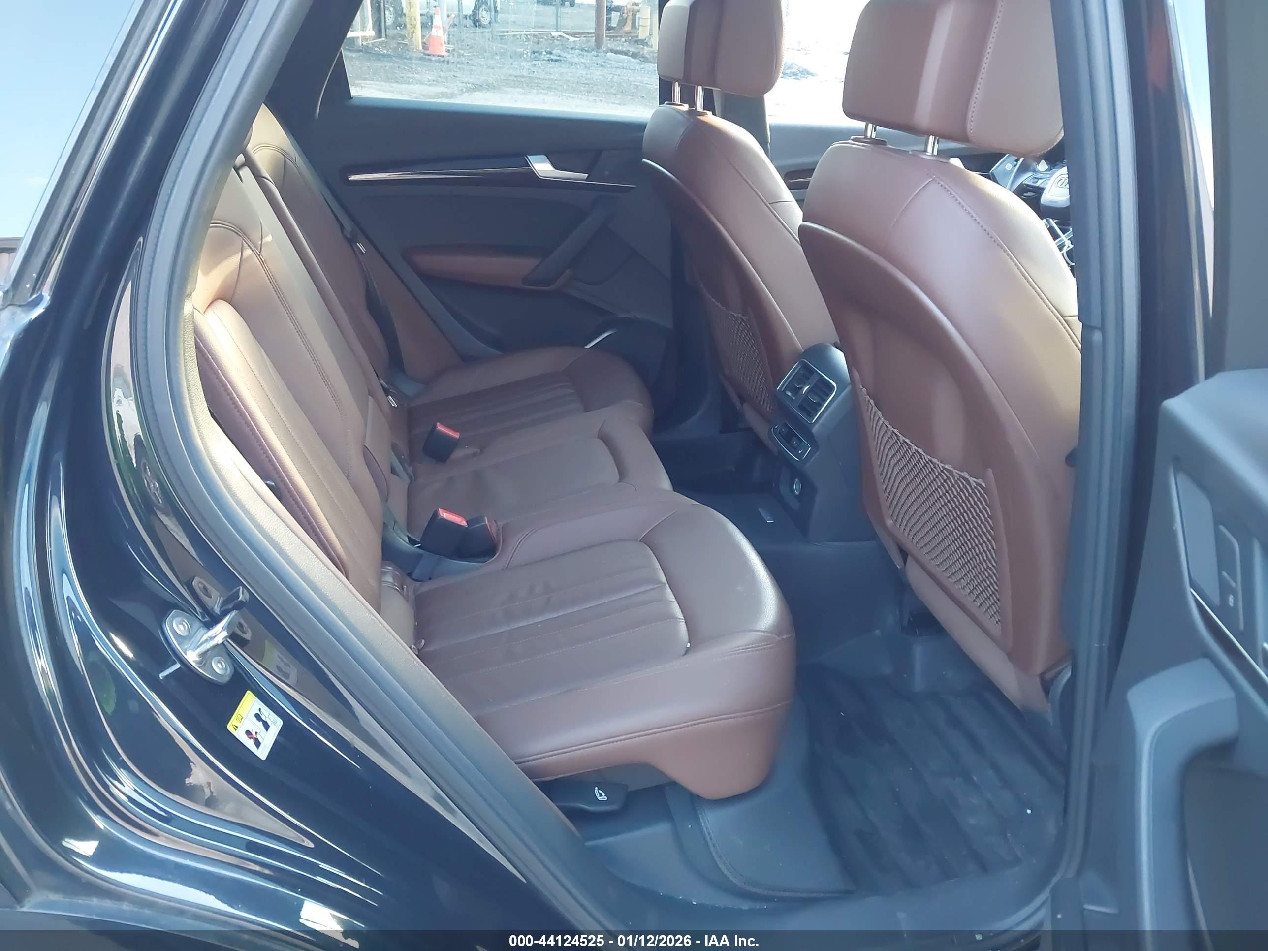 AUDI Q5 image 8
