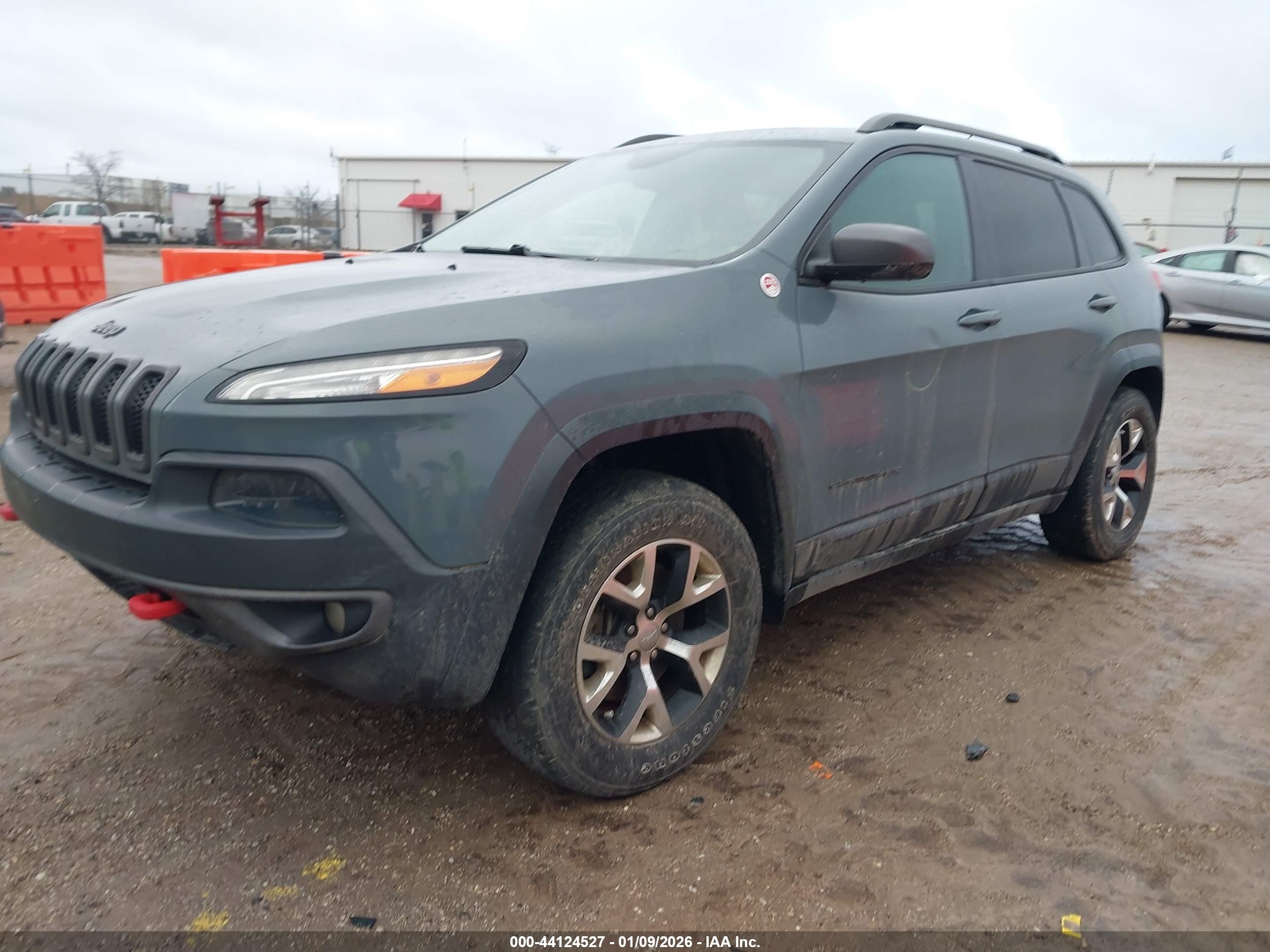 JEEP CHEROKEE image 2