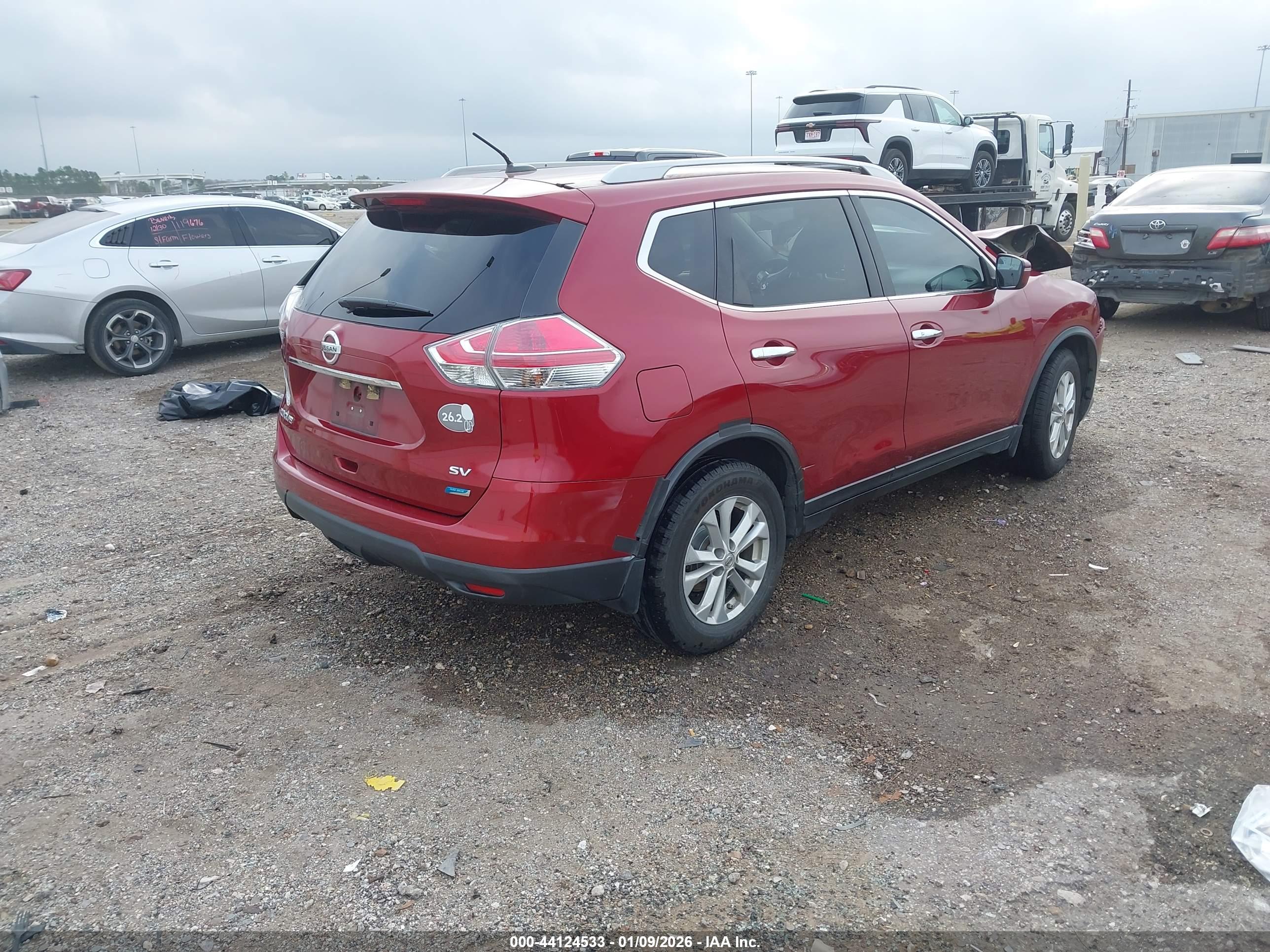 NISSAN ROGUE image 4