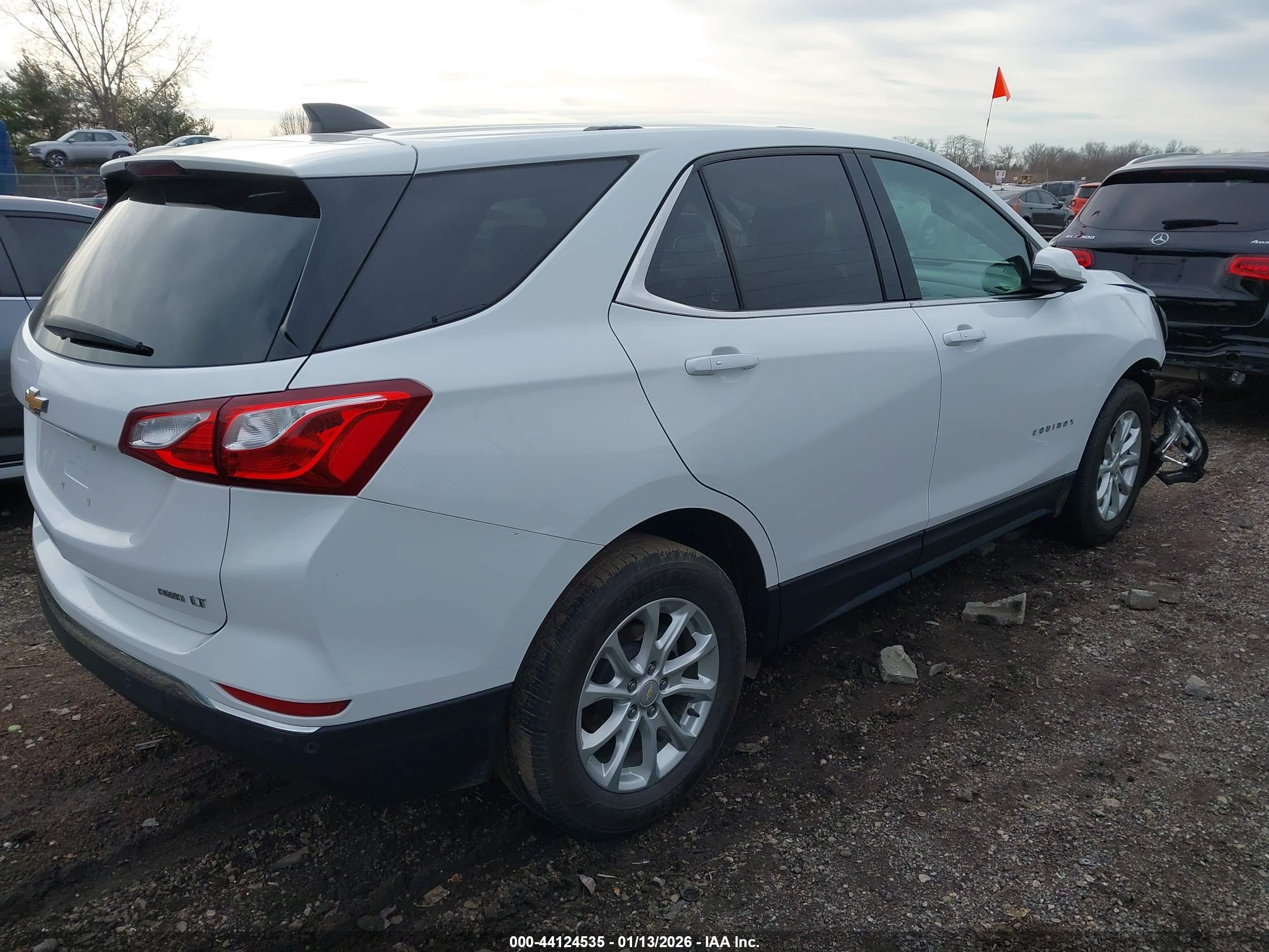 CHEVROLET EQUINOX image 4