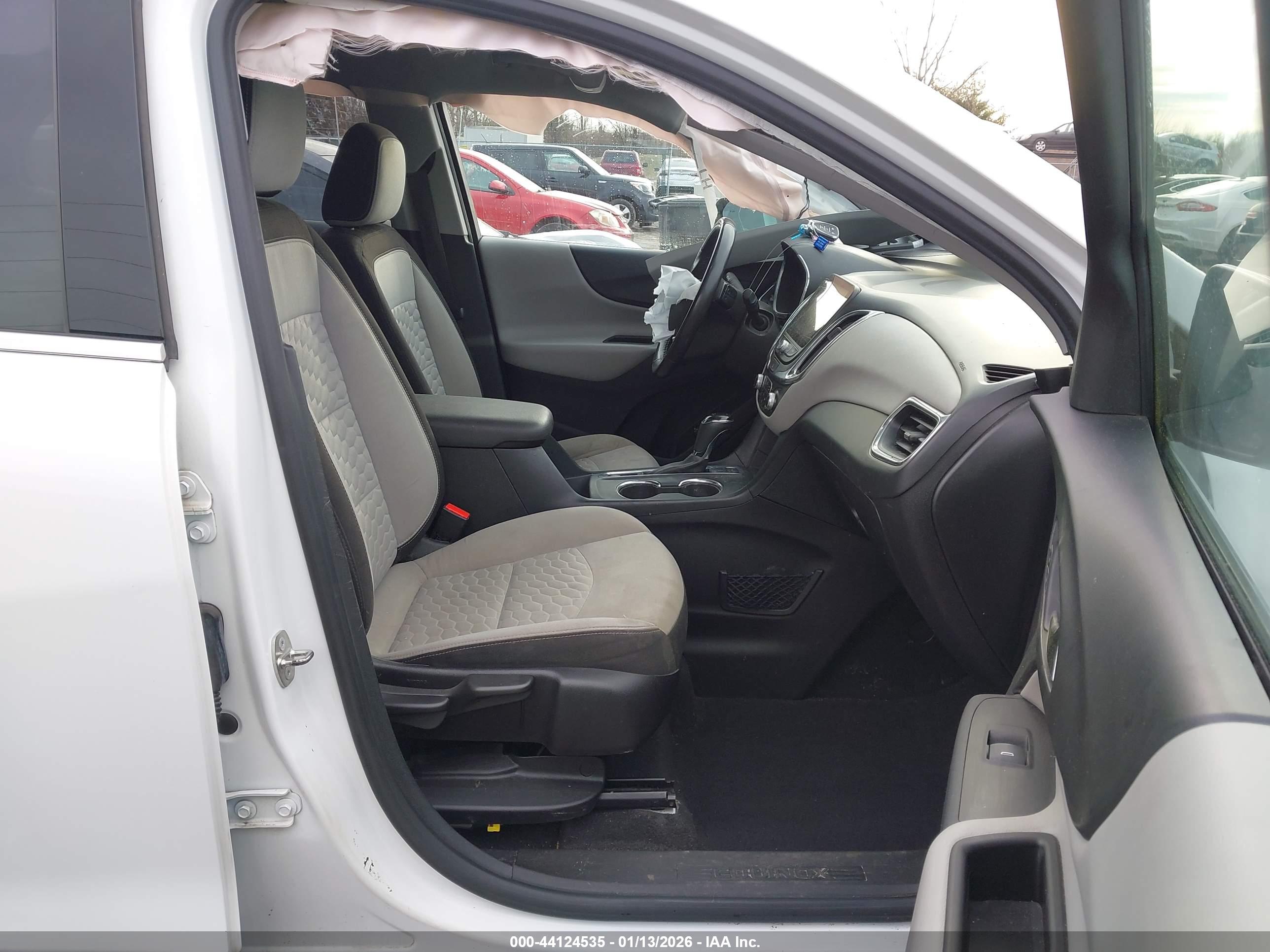 CHEVROLET EQUINOX image 5