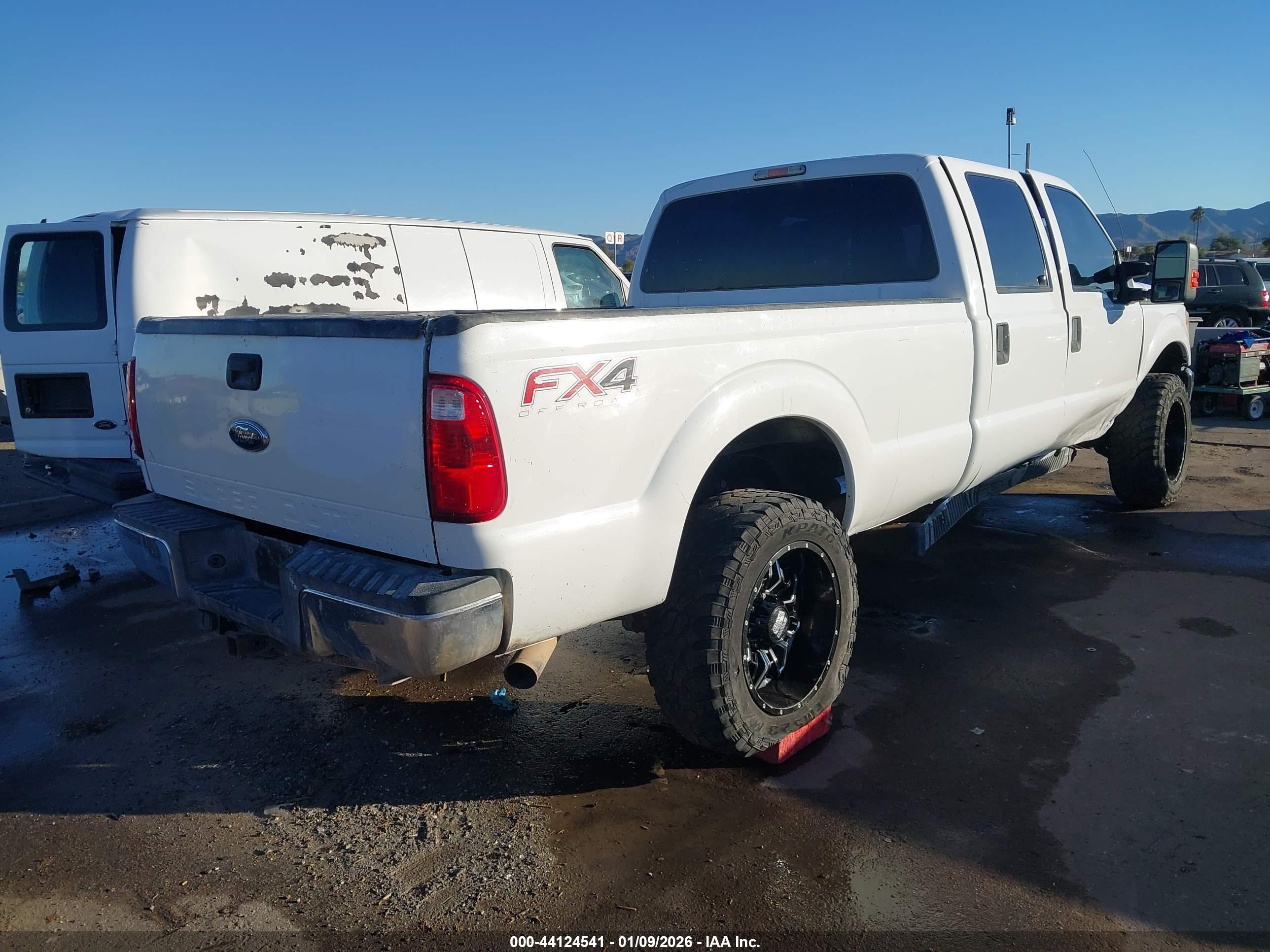 FORD F-250 image 4