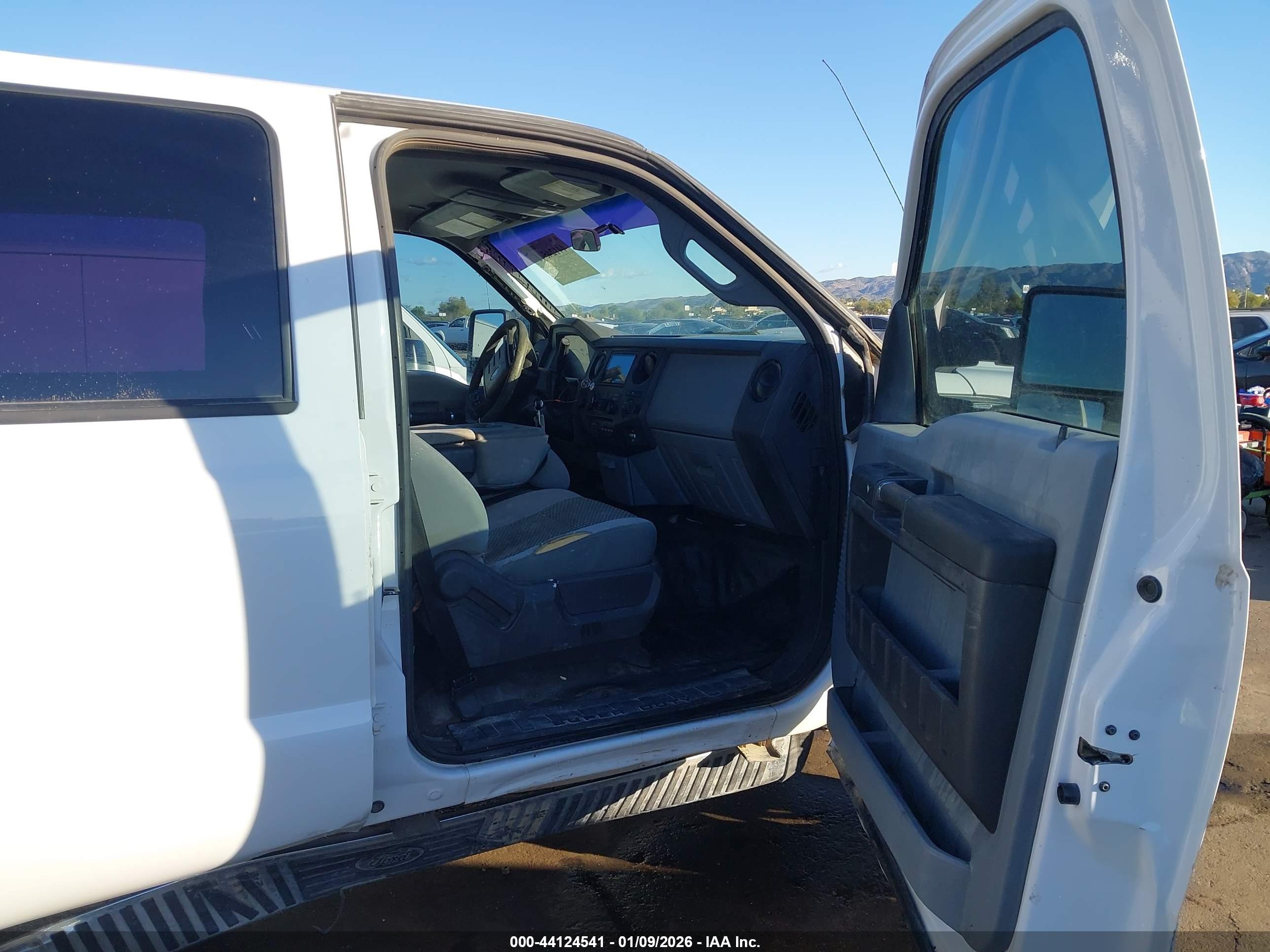 FORD F-250 image 5