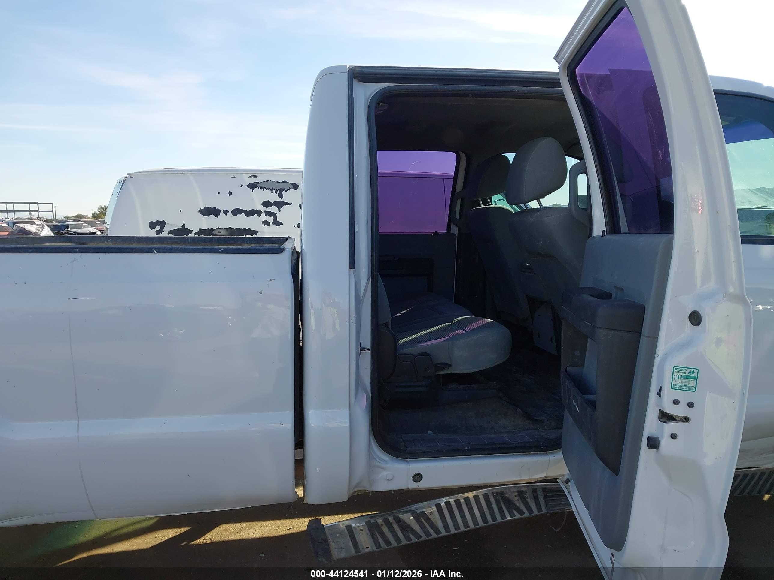 FORD F-250 image 8