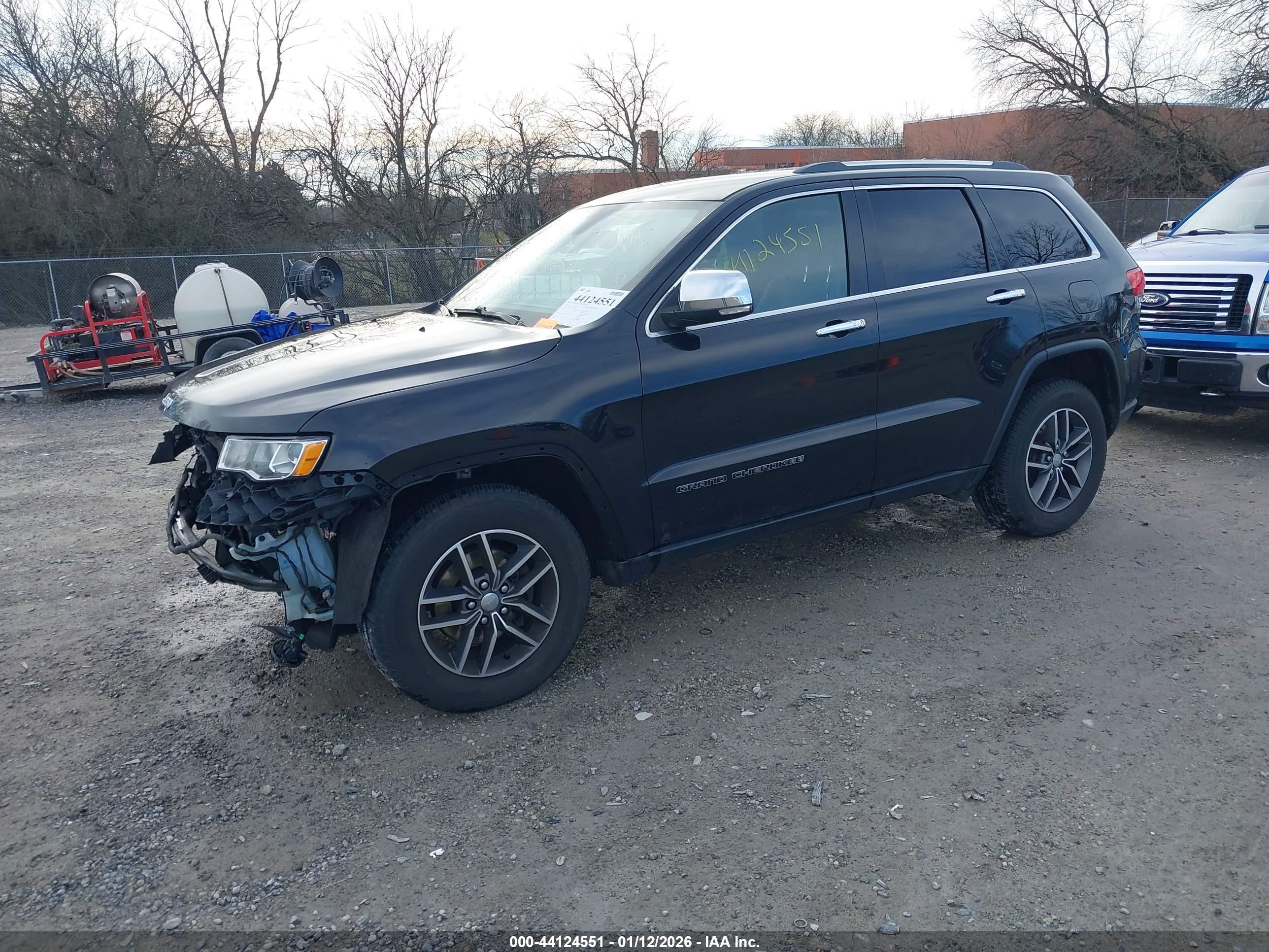 JEEP GRAND image 2