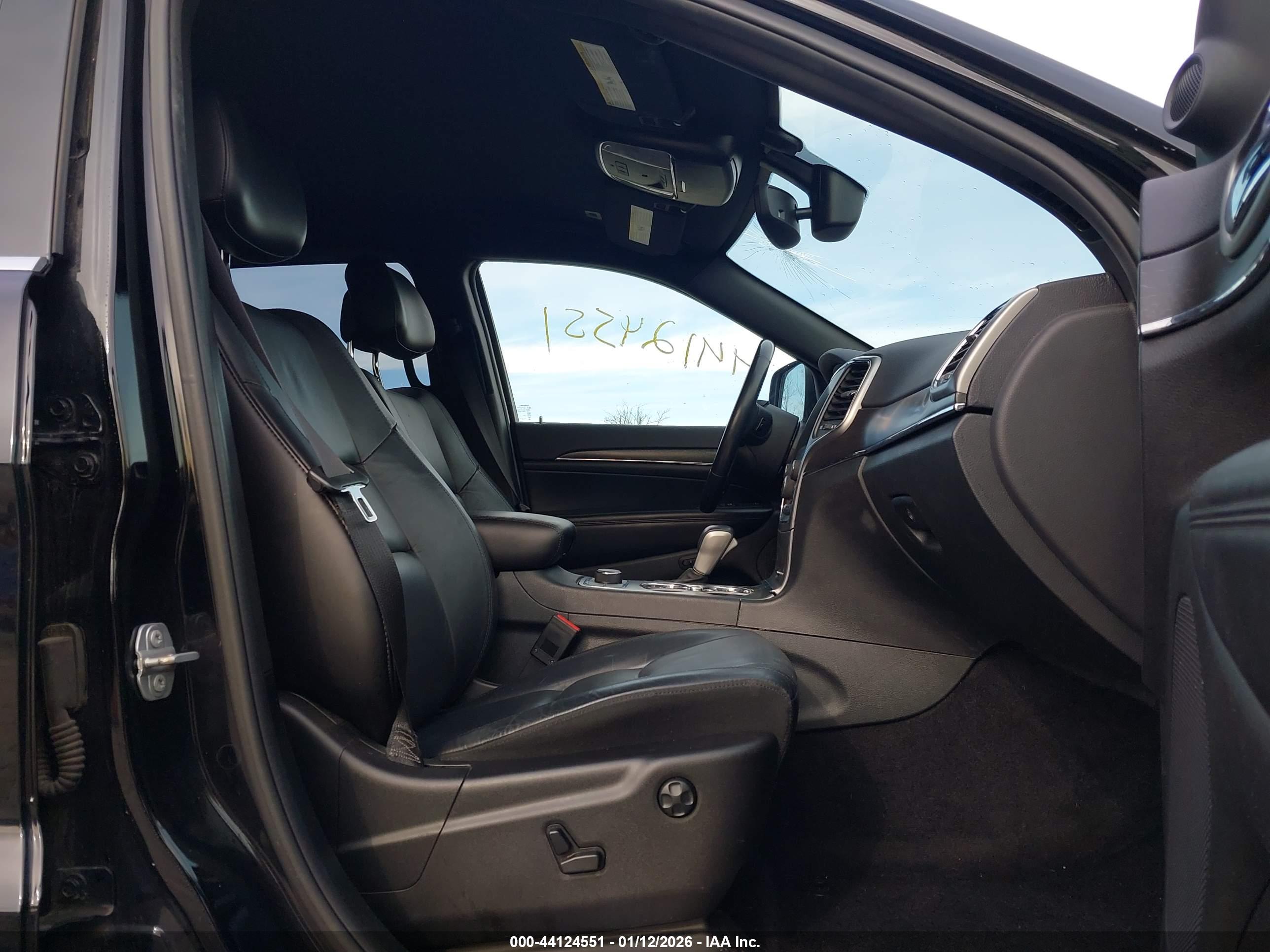 JEEP GRAND image 5