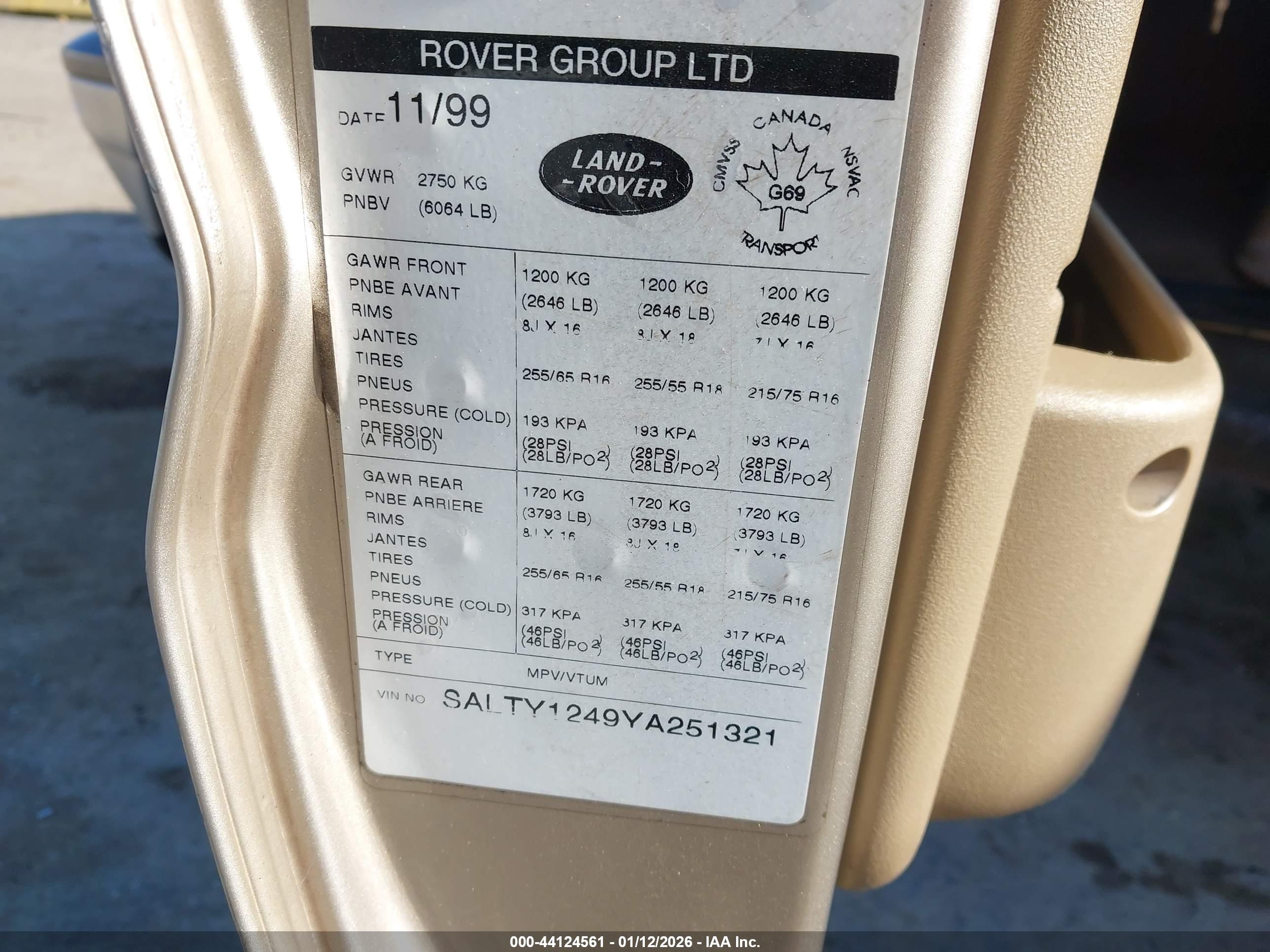 LAND ROVER image 9