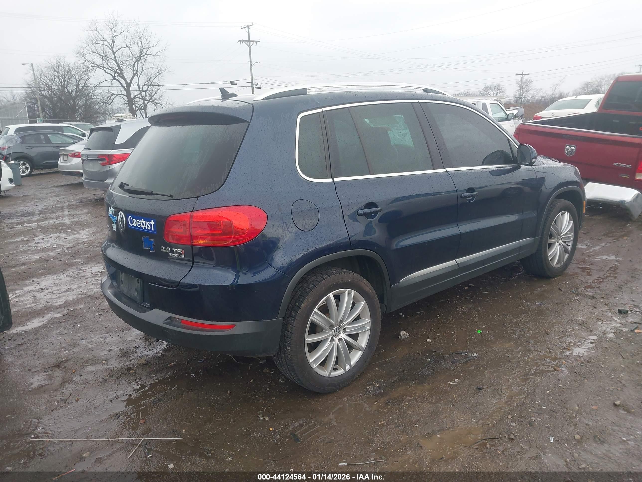 VOLKSWAGEN TIGUAN image 4