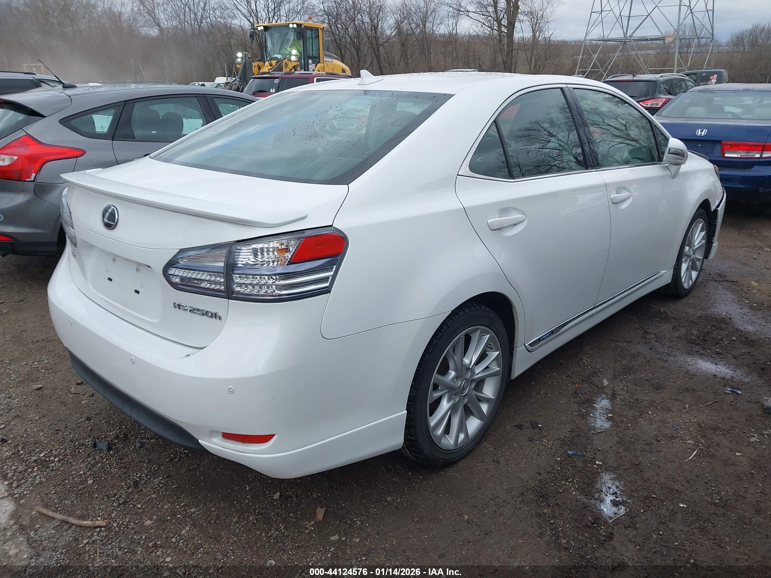 LEXUS HS image 4