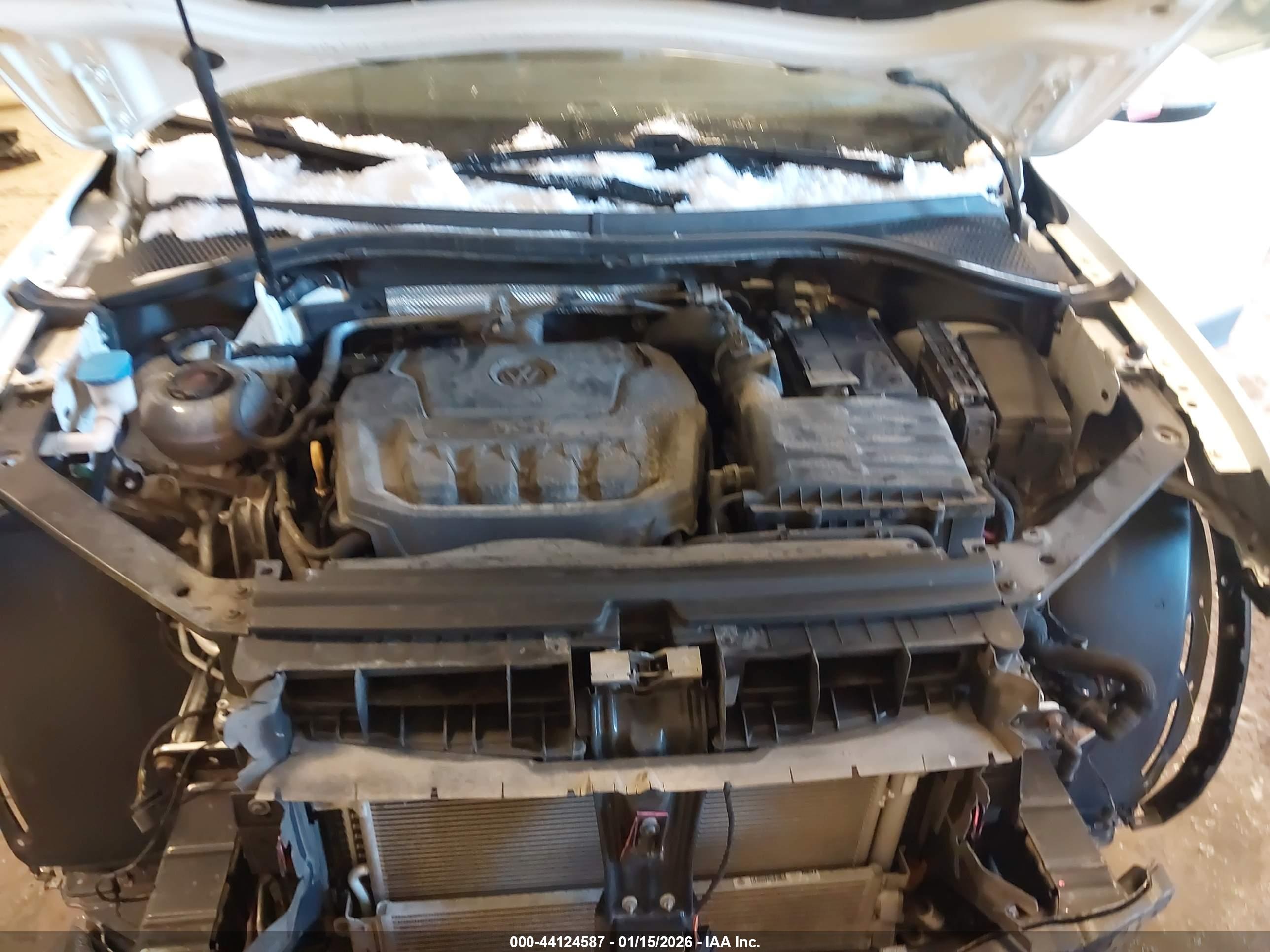 VOLKSWAGEN TIGUAN image 10