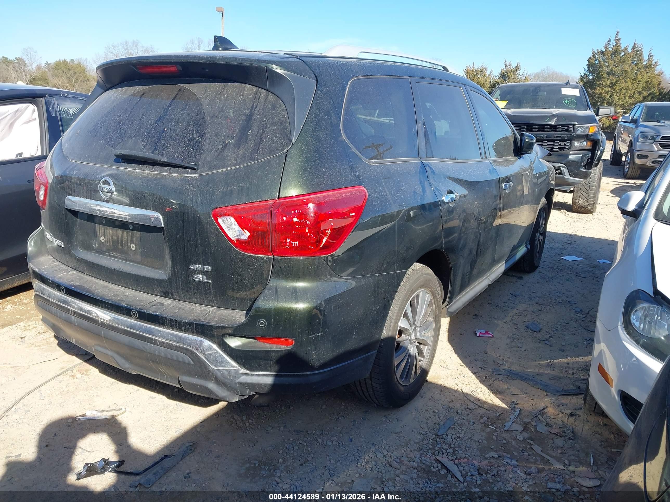 NISSAN PATHFINDER image 4