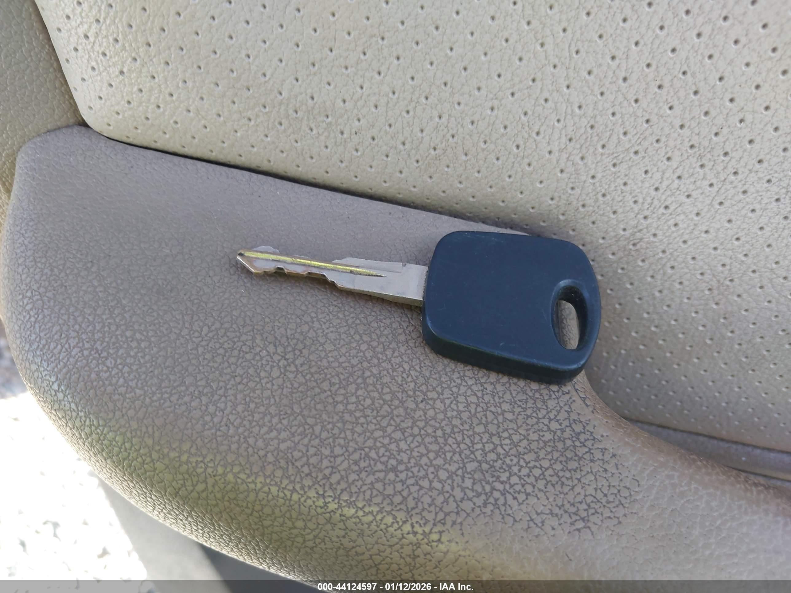 FORD EXPEDITION image 11