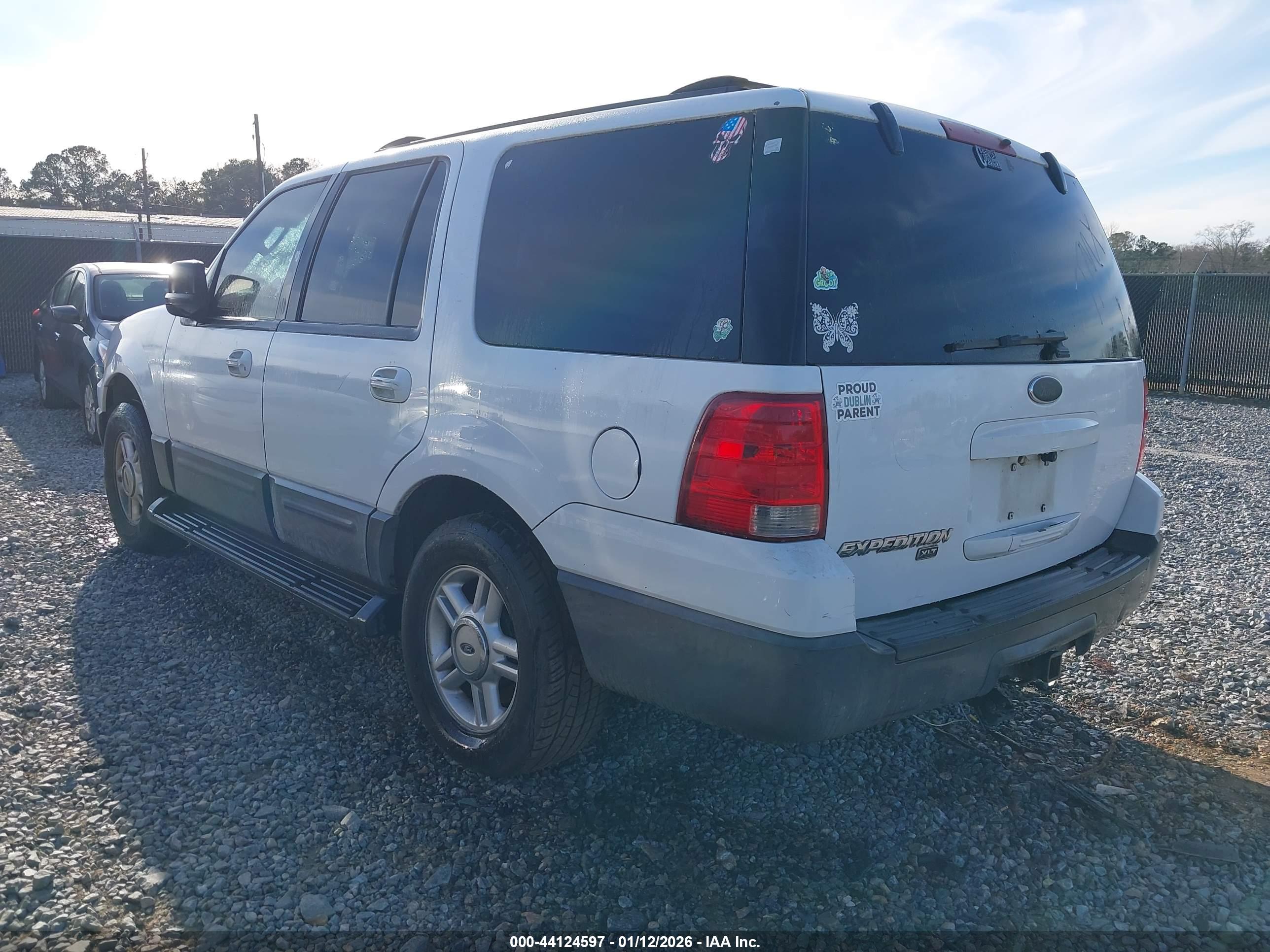 FORD EXPEDITION image 3