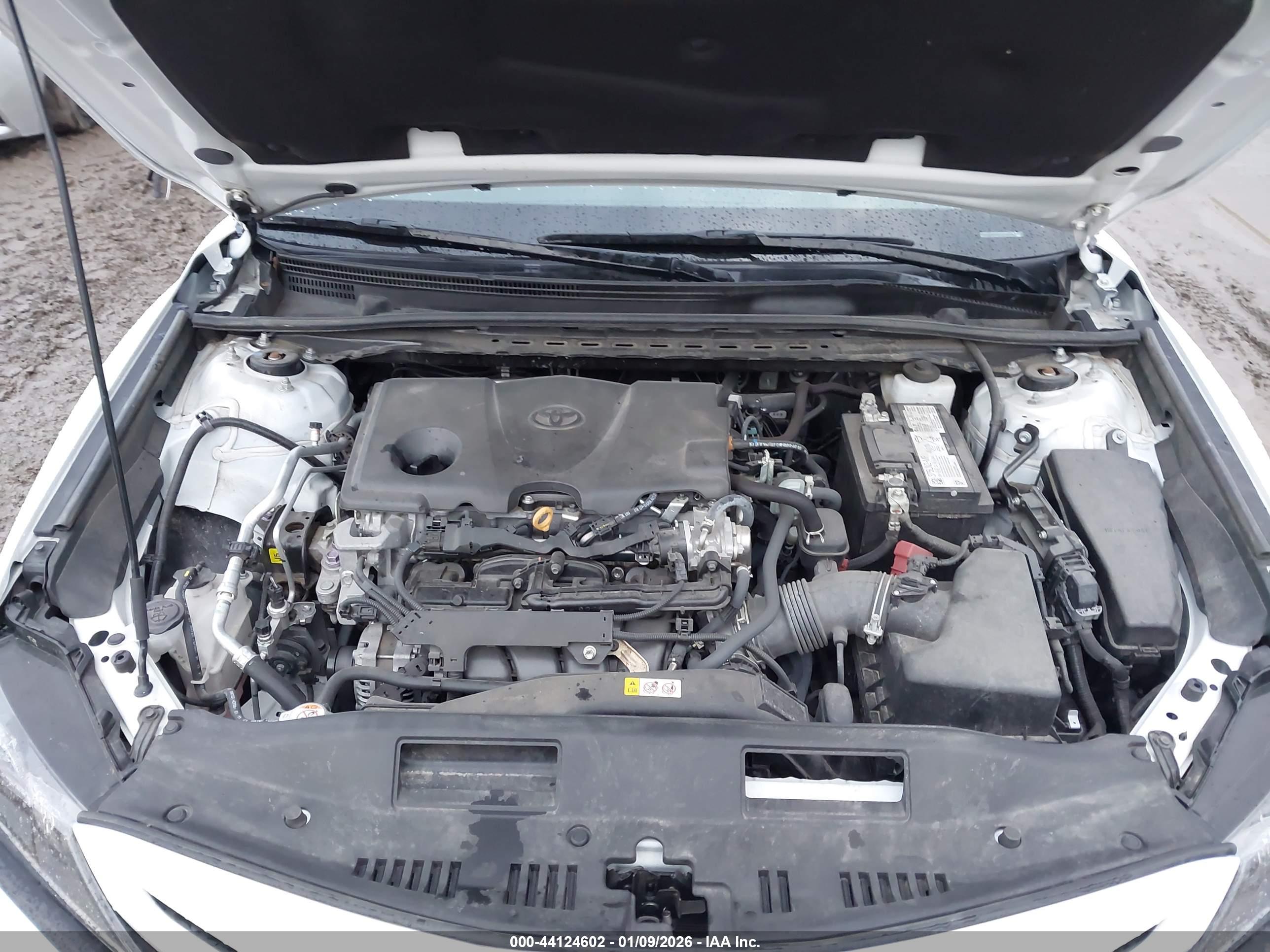 TOYOTA CAMRY image 10