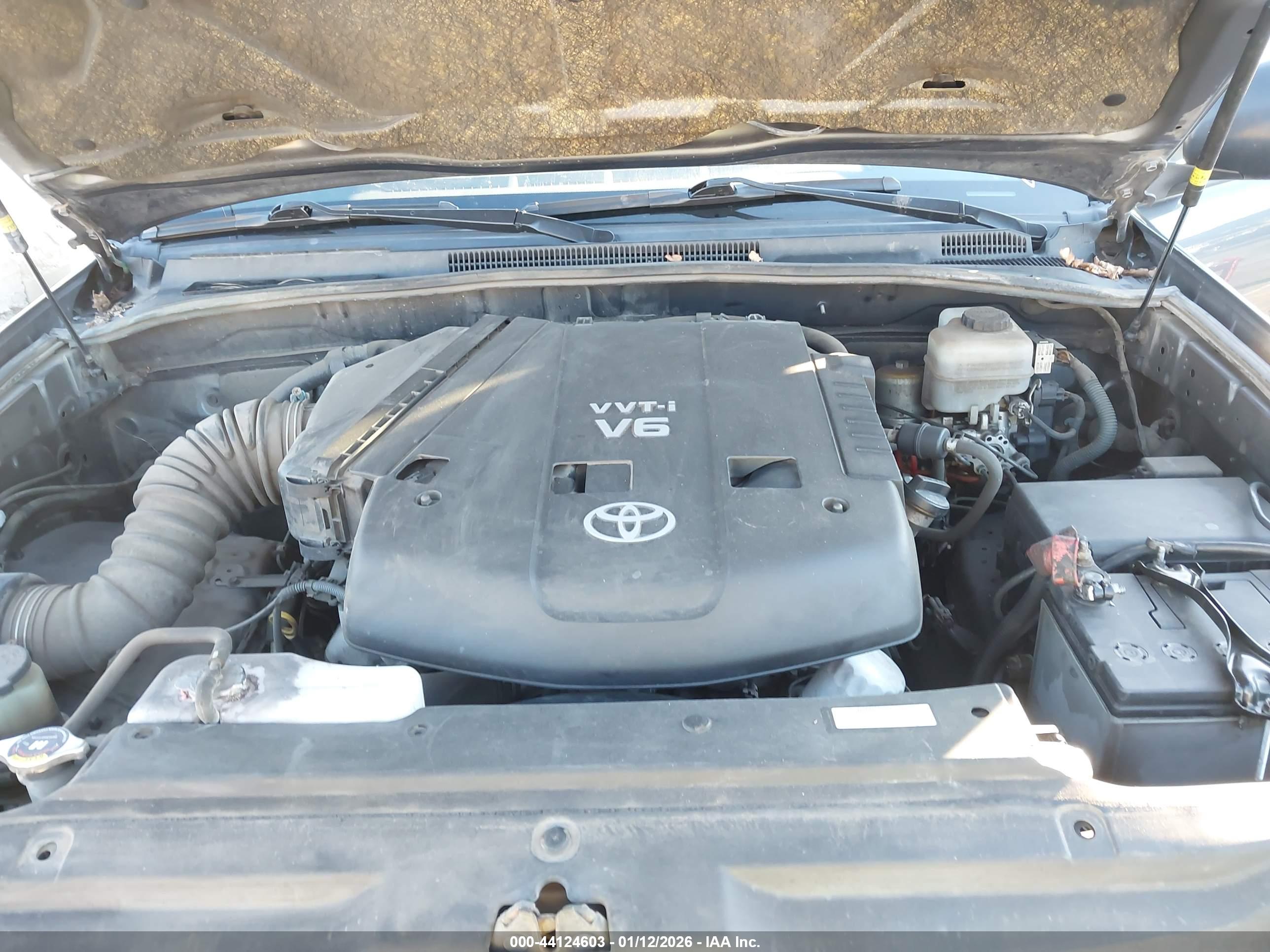 TOYOTA 4RUNNER image 10