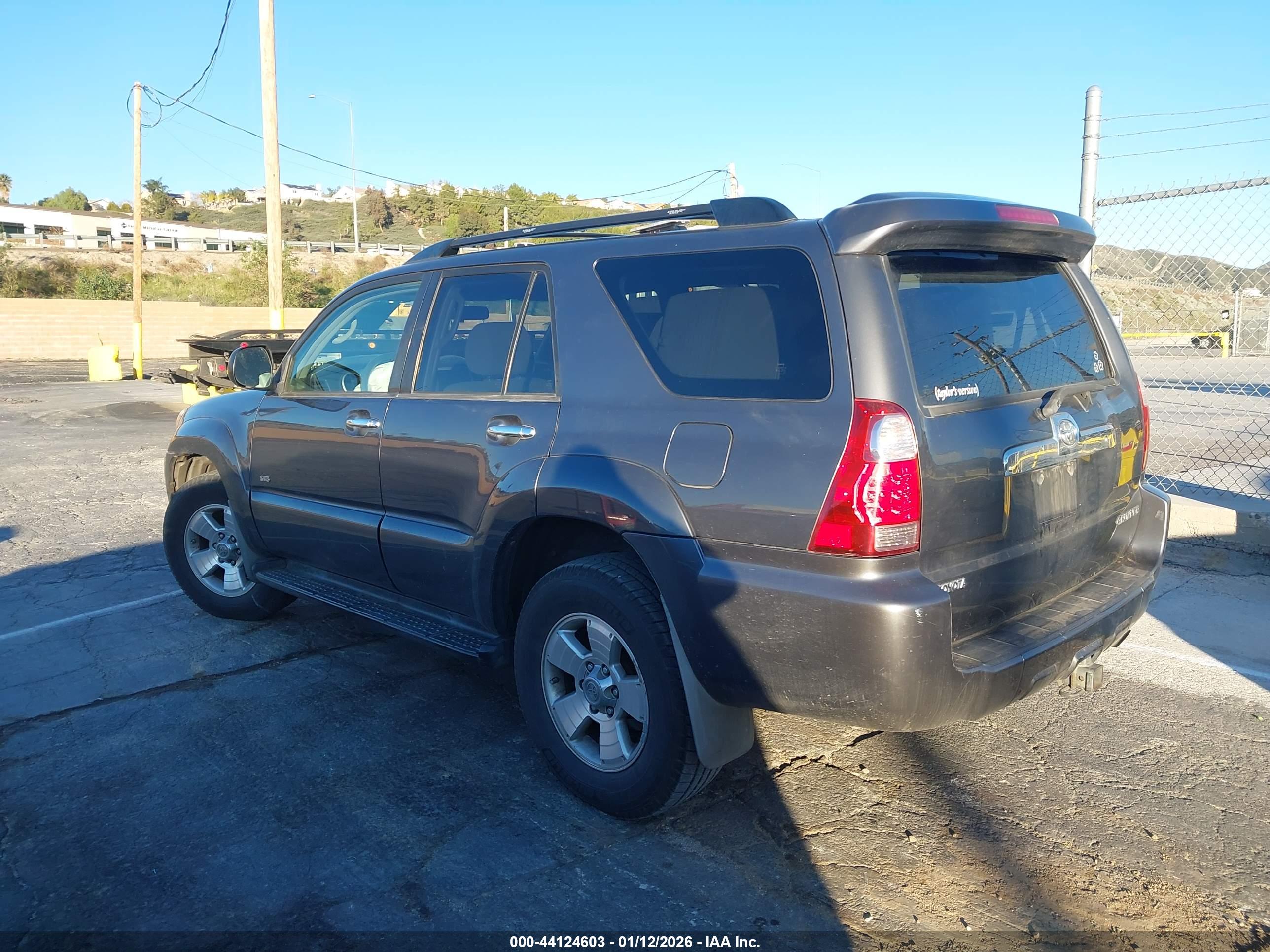TOYOTA 4RUNNER image 3