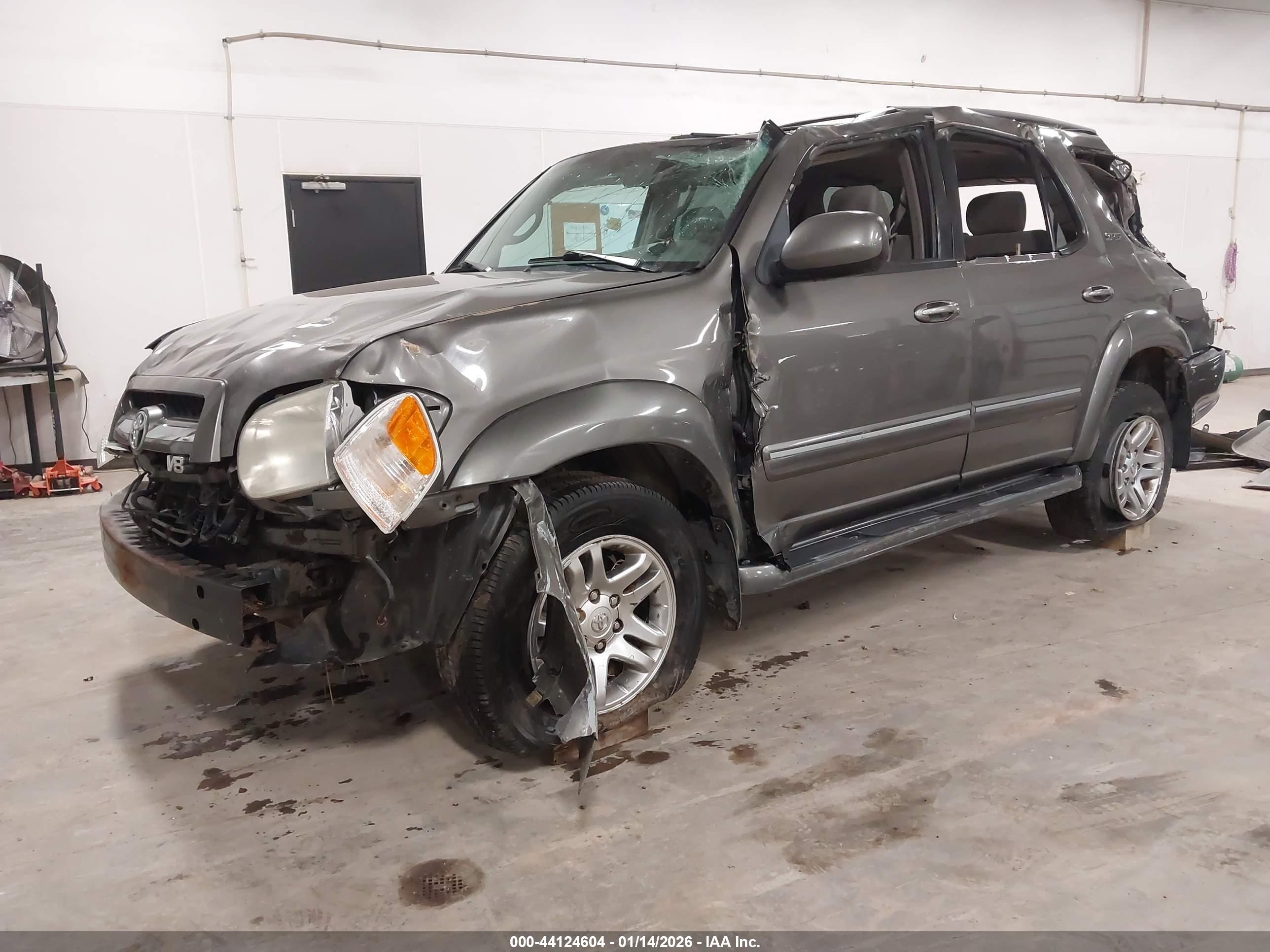 TOYOTA SEQUOIA image 2