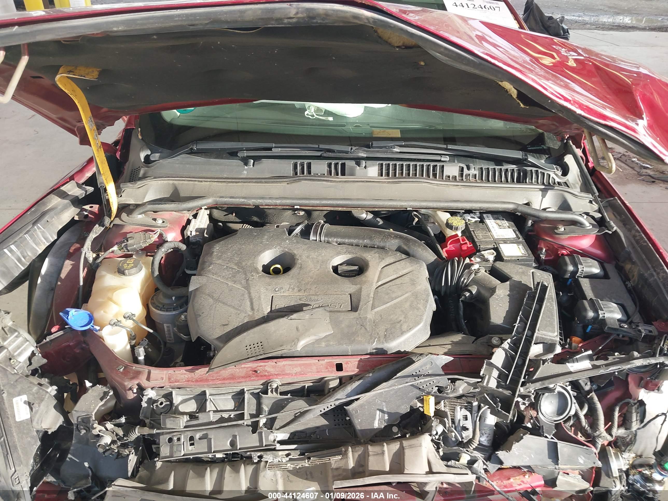 FORD FUSION image 10