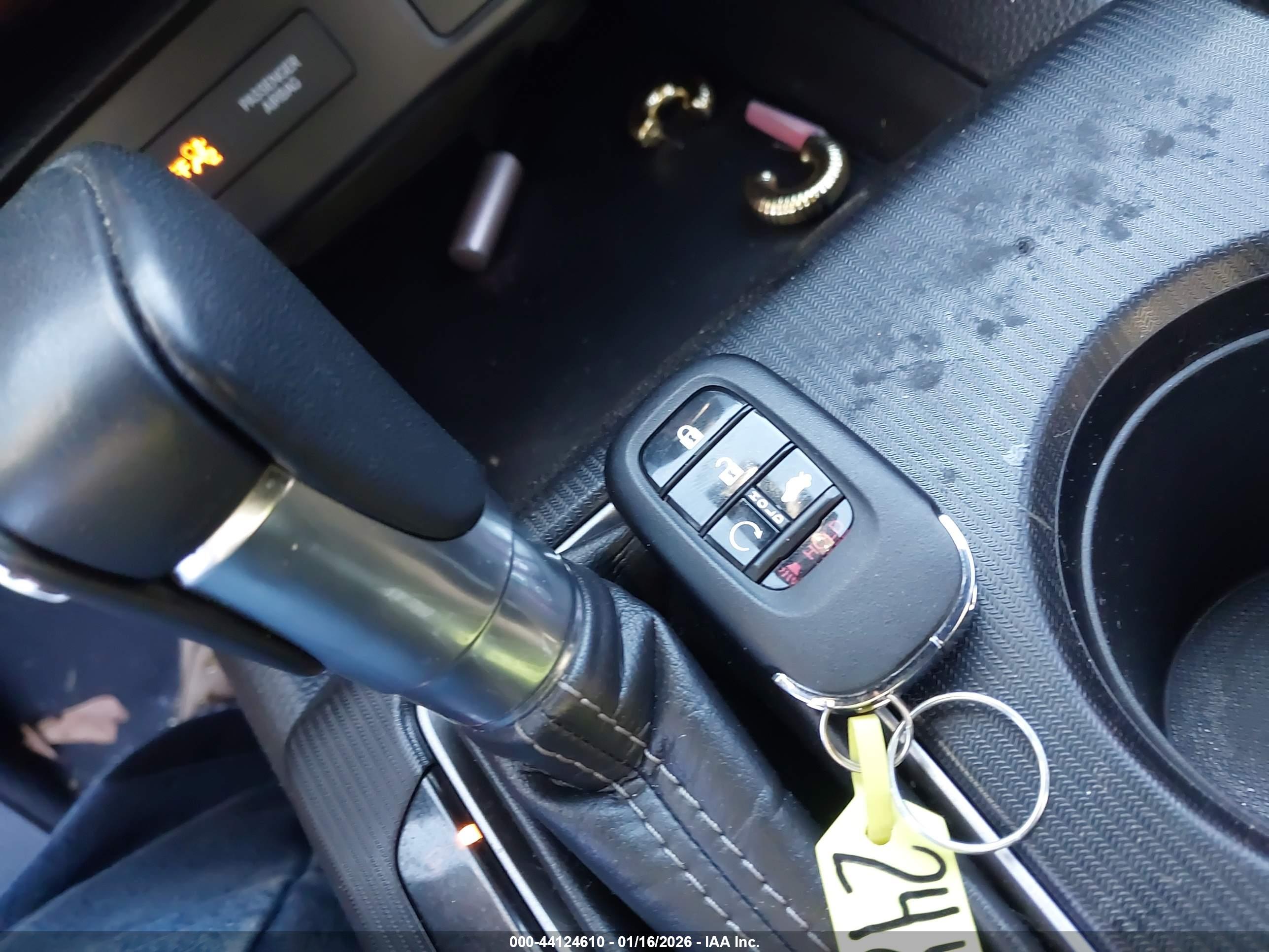 HONDA CIVIC image 11