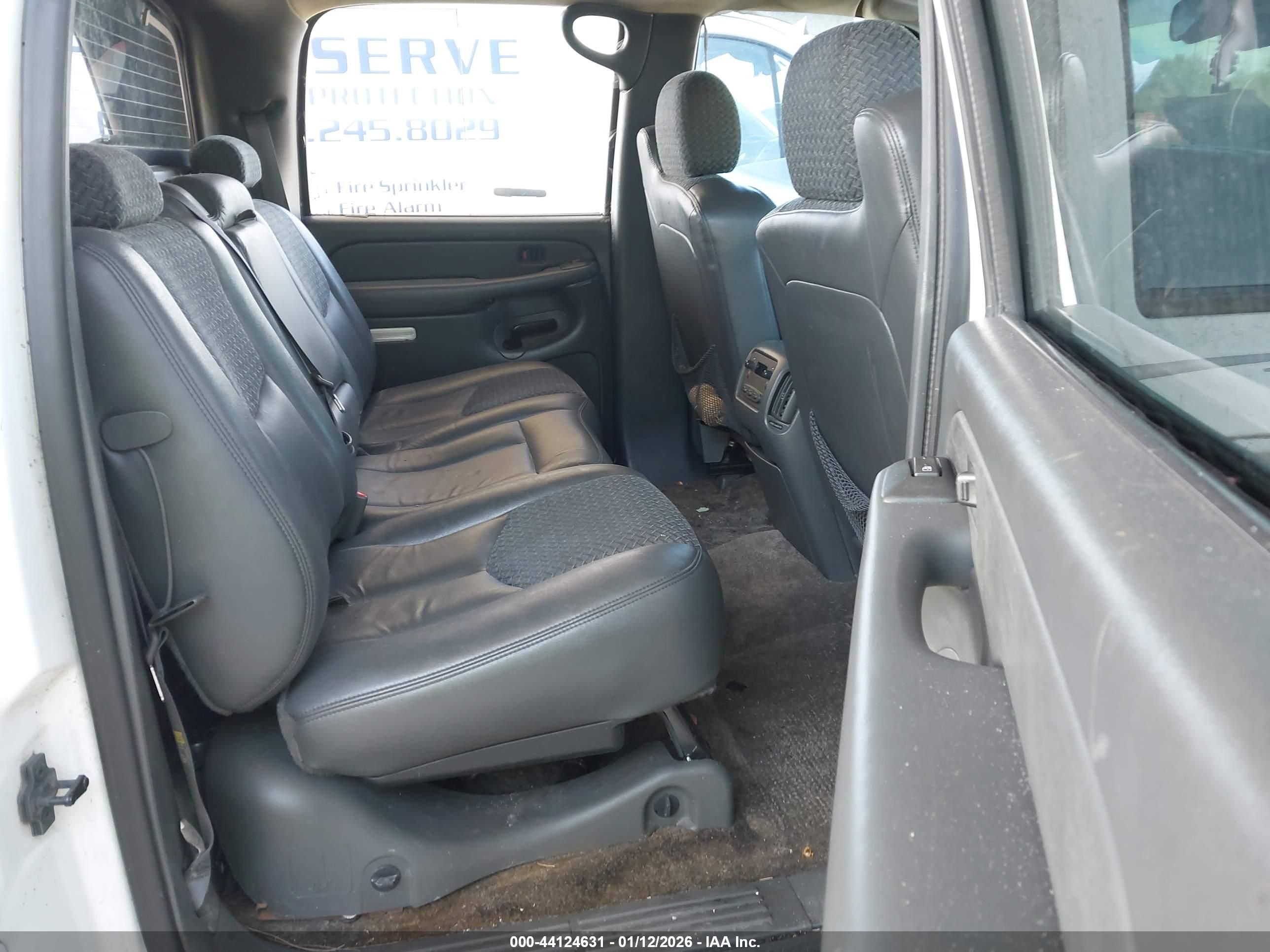 CHEVROLET AVALANCHE image 8