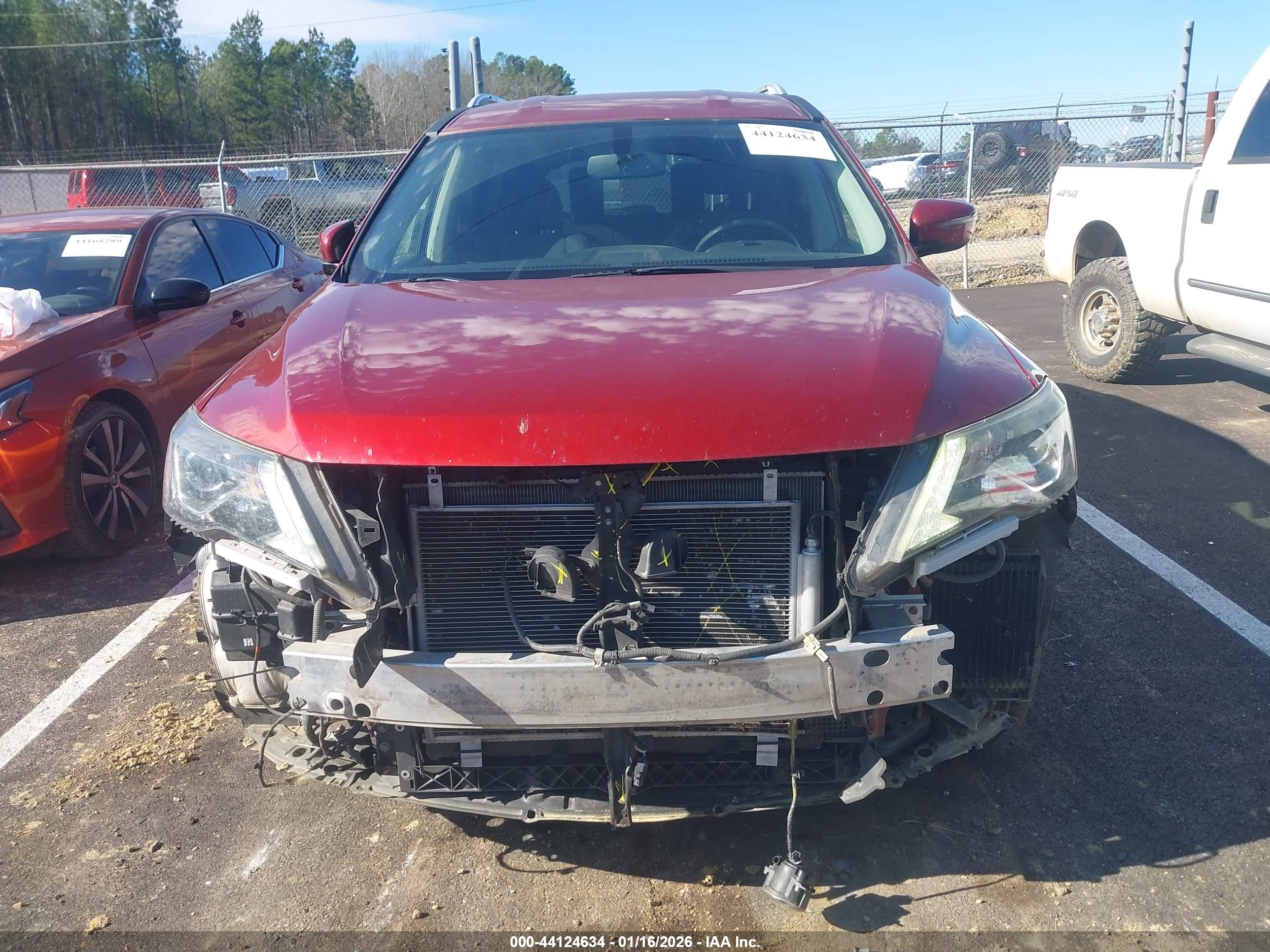 NISSAN PATHFINDER image 6