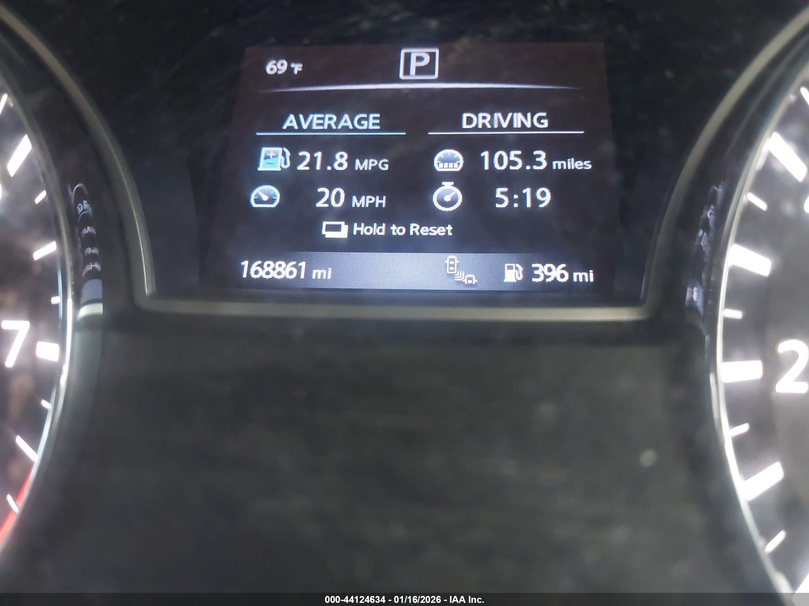 NISSAN PATHFINDER image 7