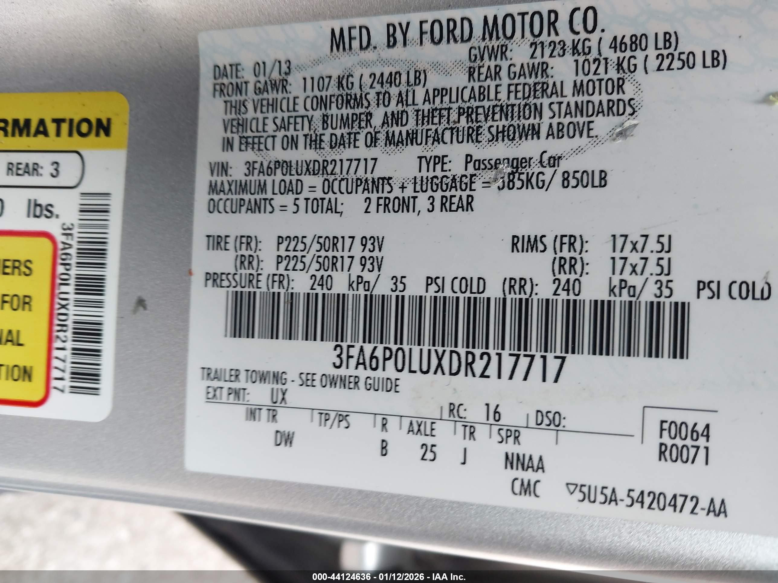 FORD FUSION image 9