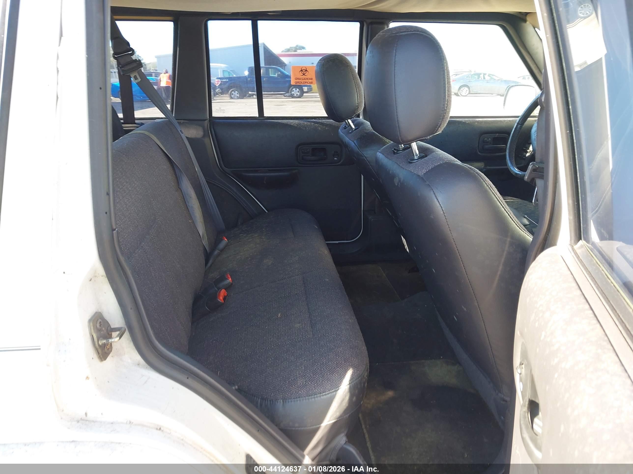 JEEP CHEROKEE image 8