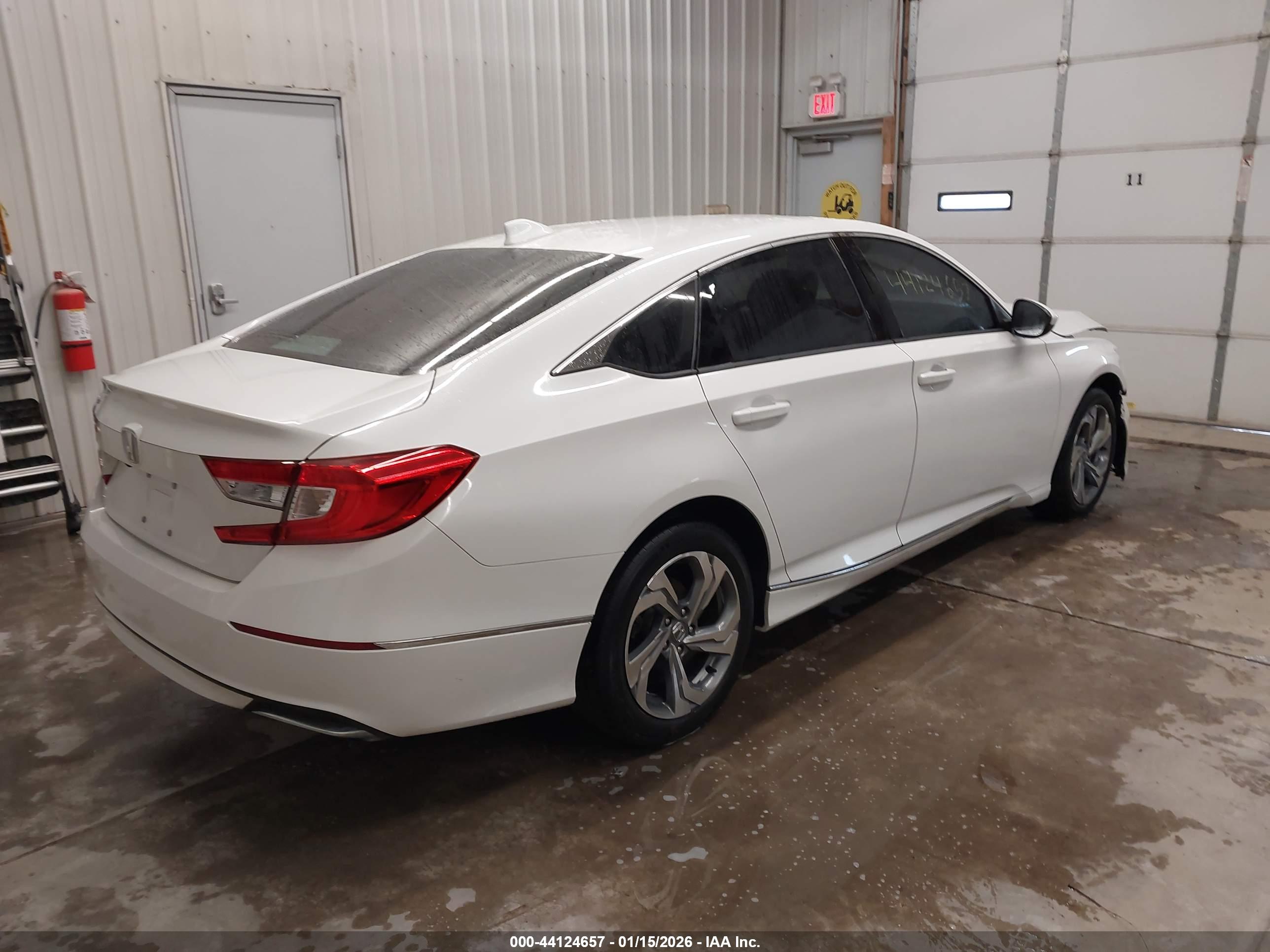 HONDA ACCORD image 4