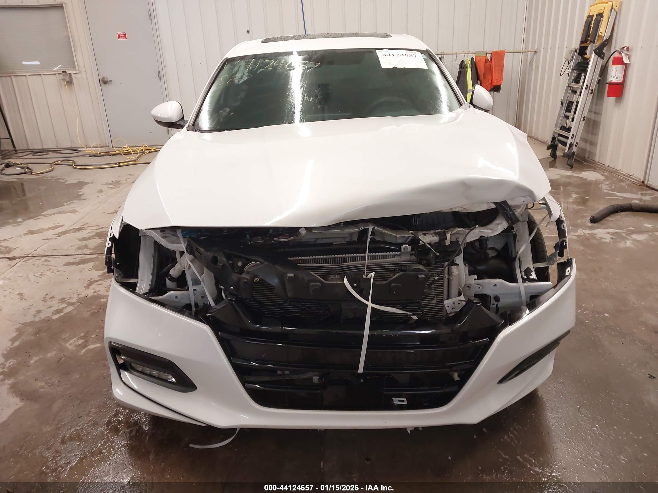 HONDA ACCORD image 6