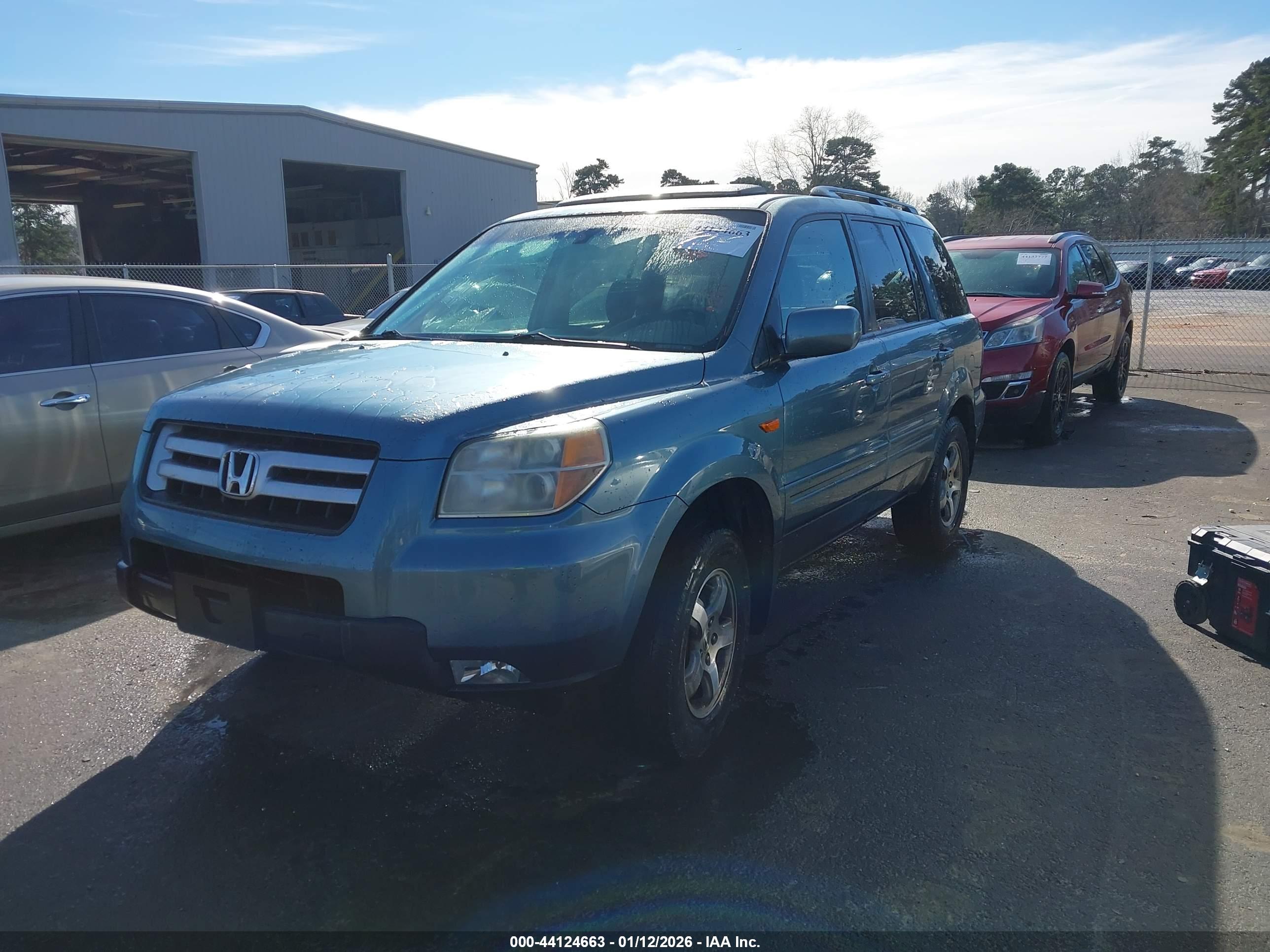 HONDA PILOT image 2