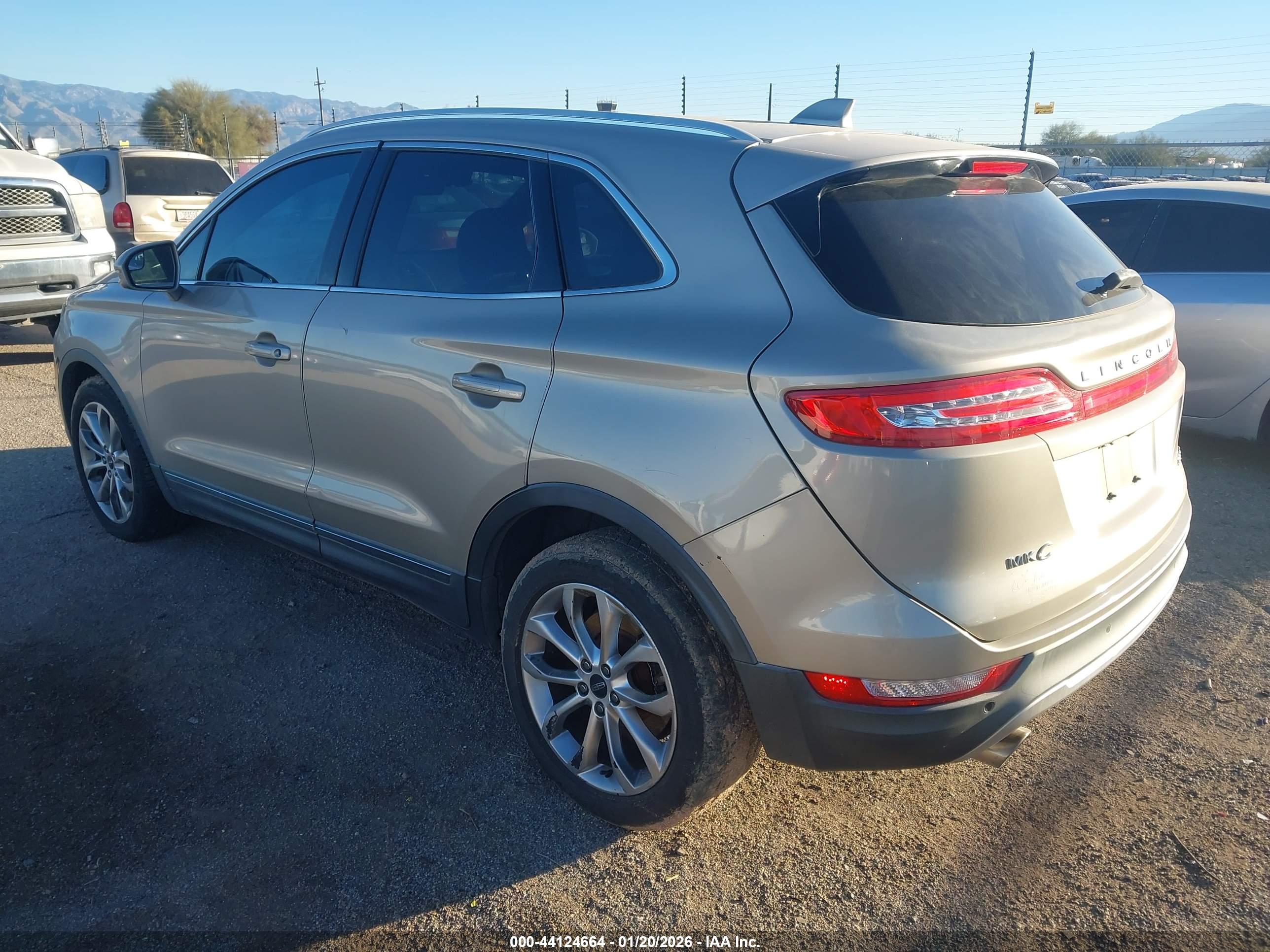 LINCOLN MKC image 3