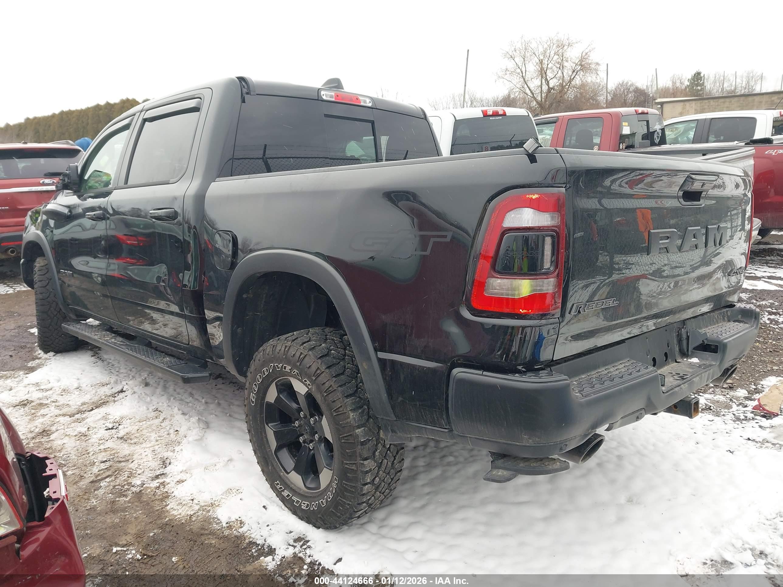 RAM 1500 image 3