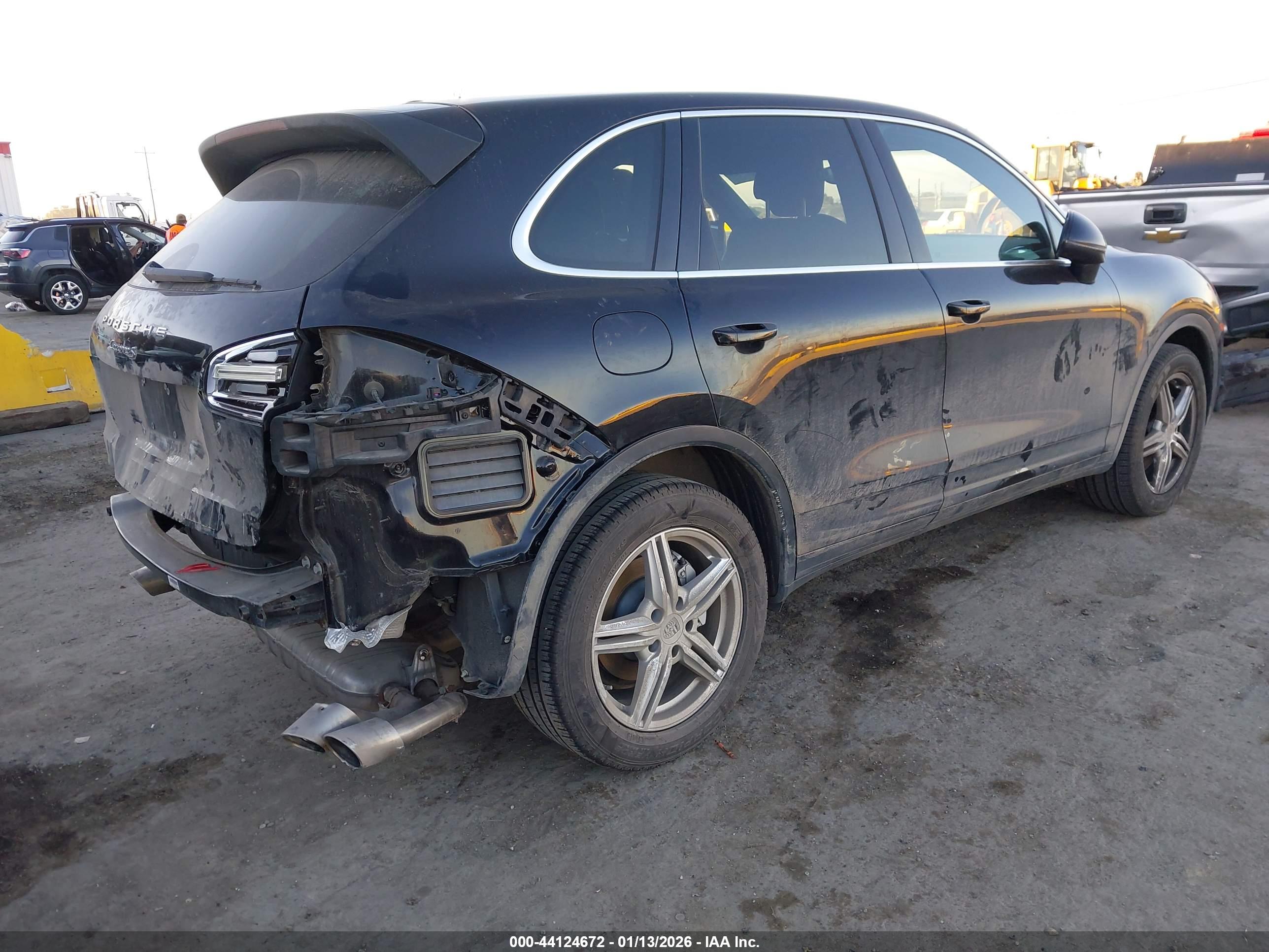 PORSCHE CAYENNE image 4
