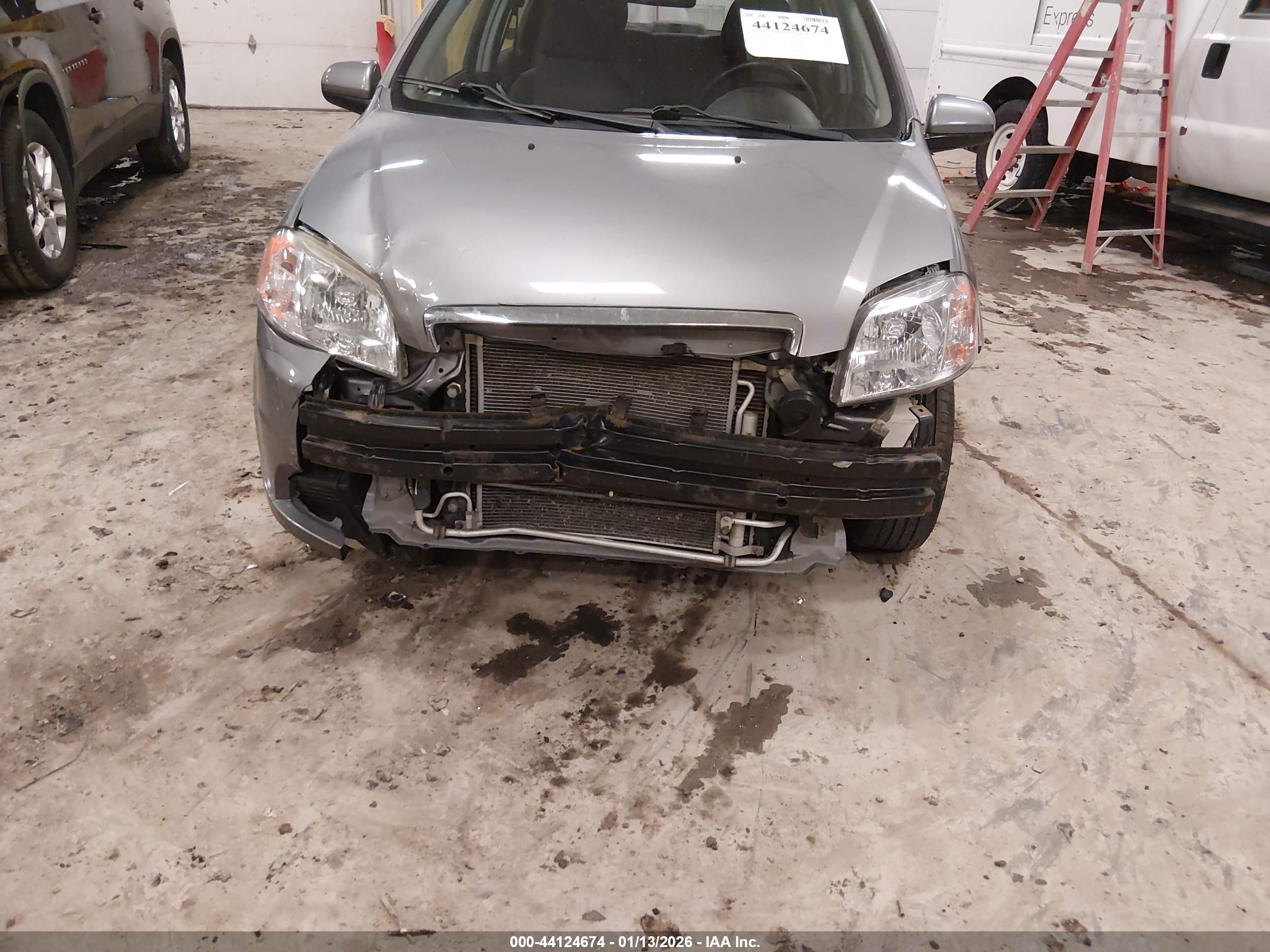 CHEVROLET AVEO image 6