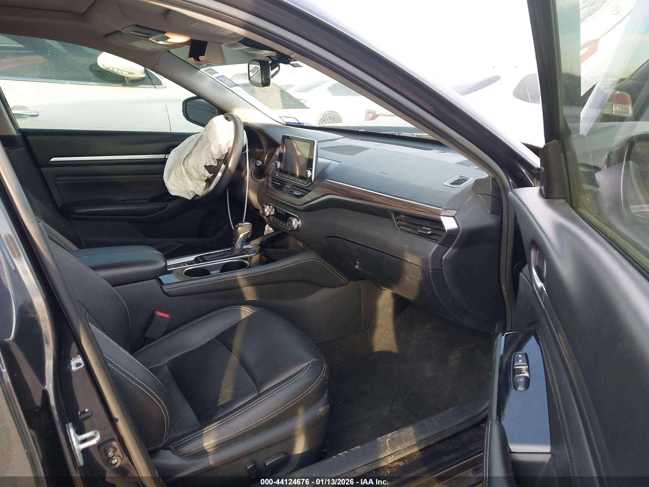 NISSAN ALTIMA image 5