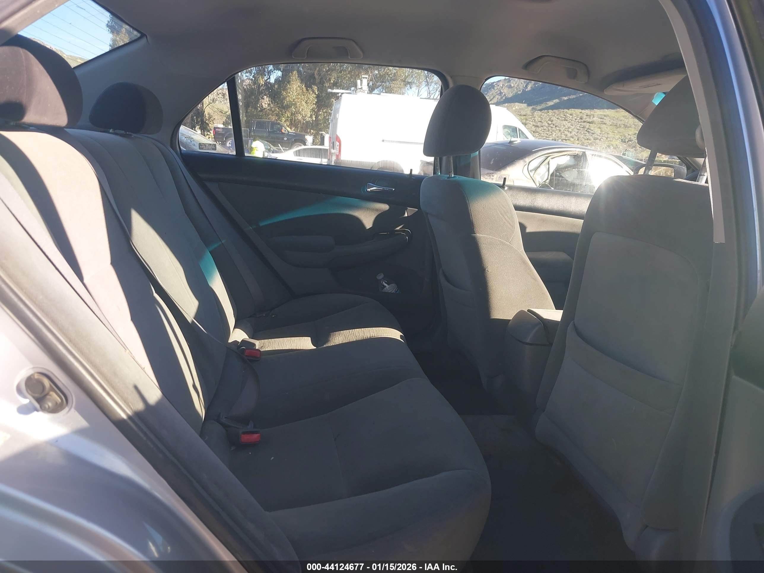 HONDA ACCORD image 8