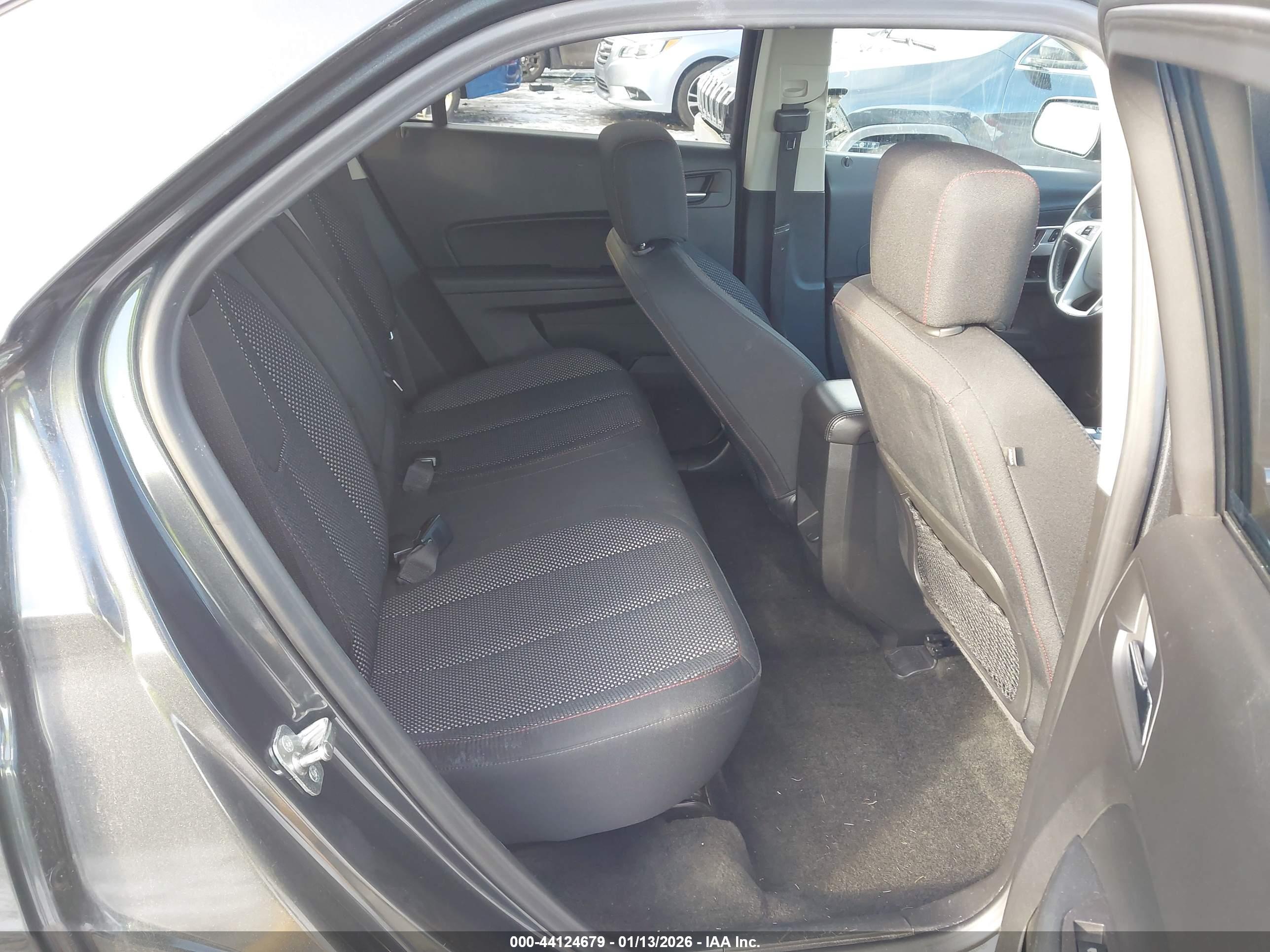 CHEVROLET EQUINOX image 8