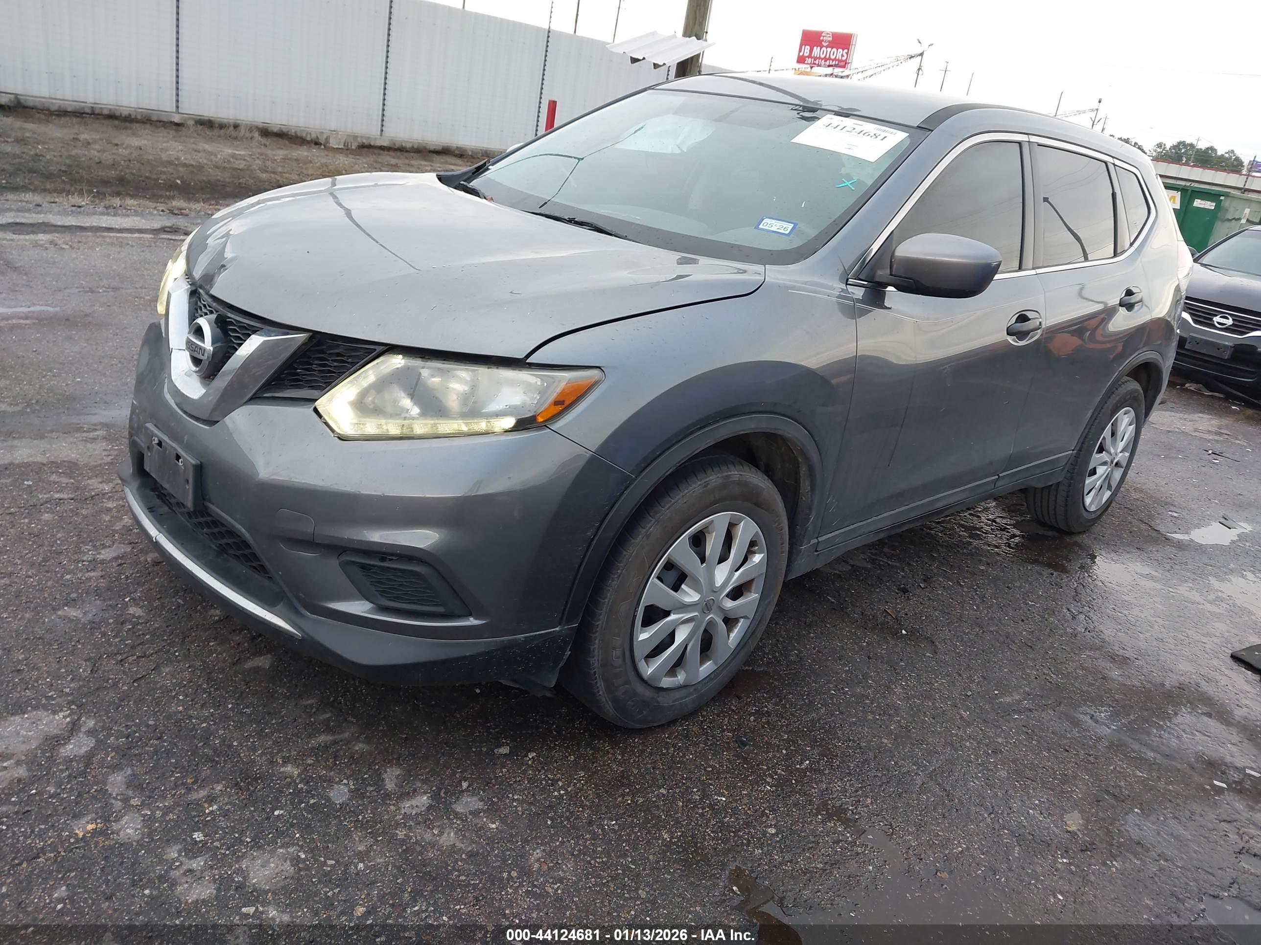 NISSAN ROGUE image 2