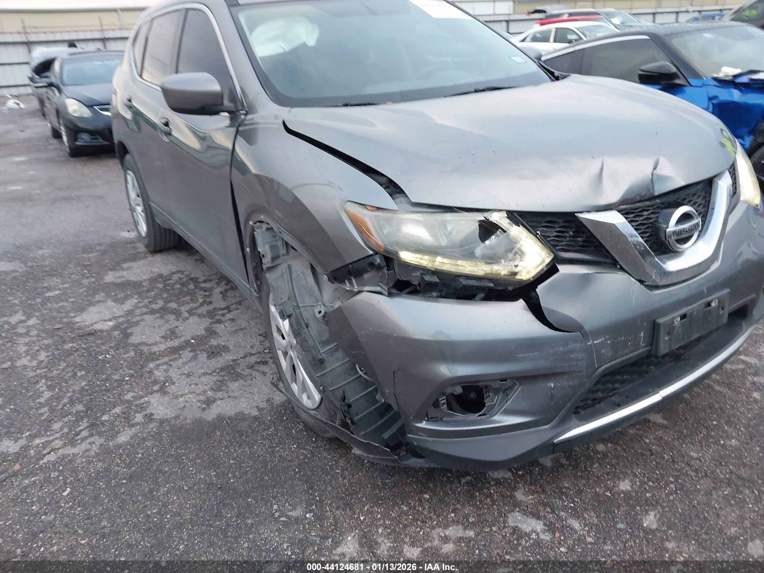 NISSAN ROGUE image 6
