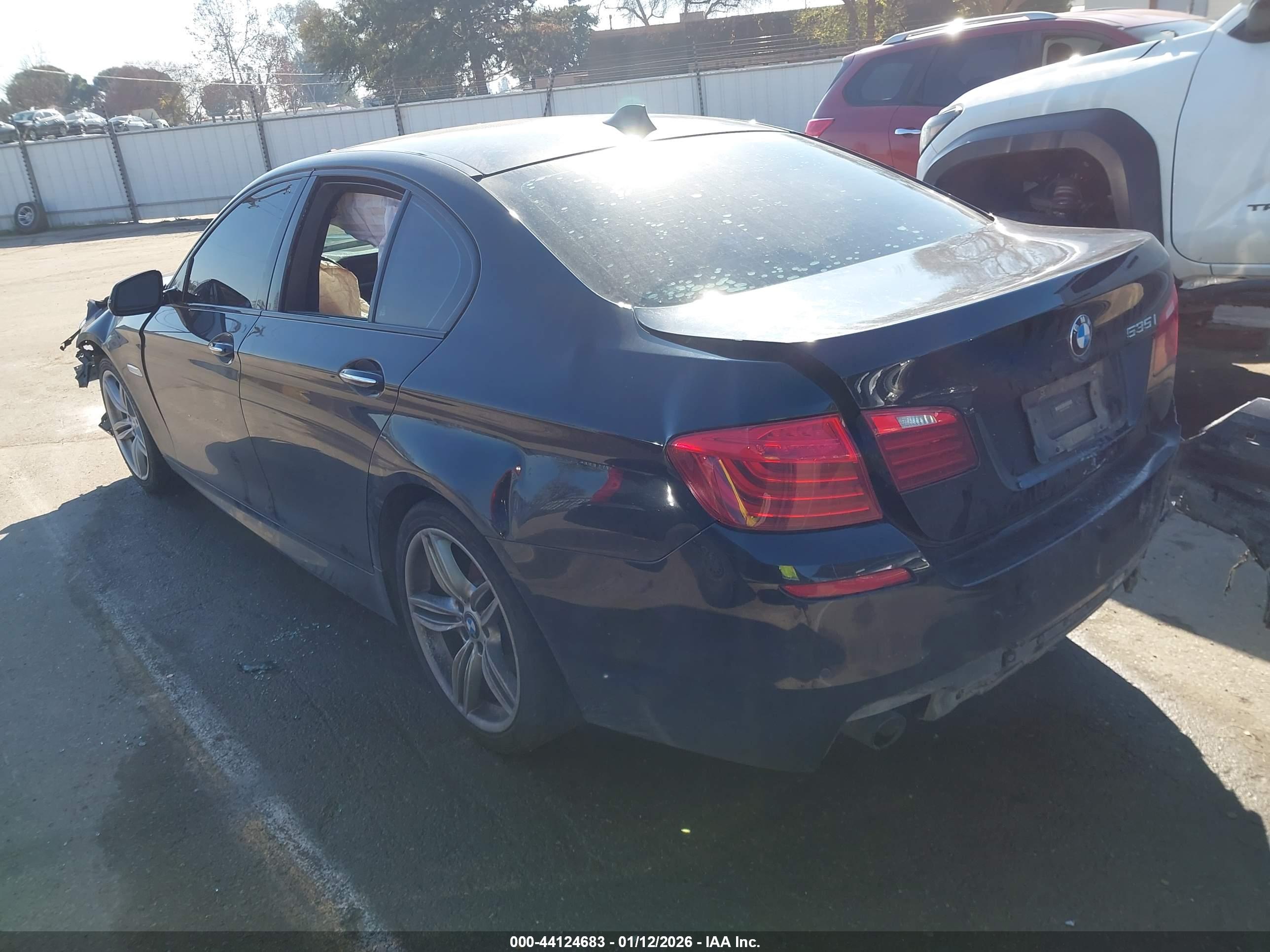 BMW 535I image 3