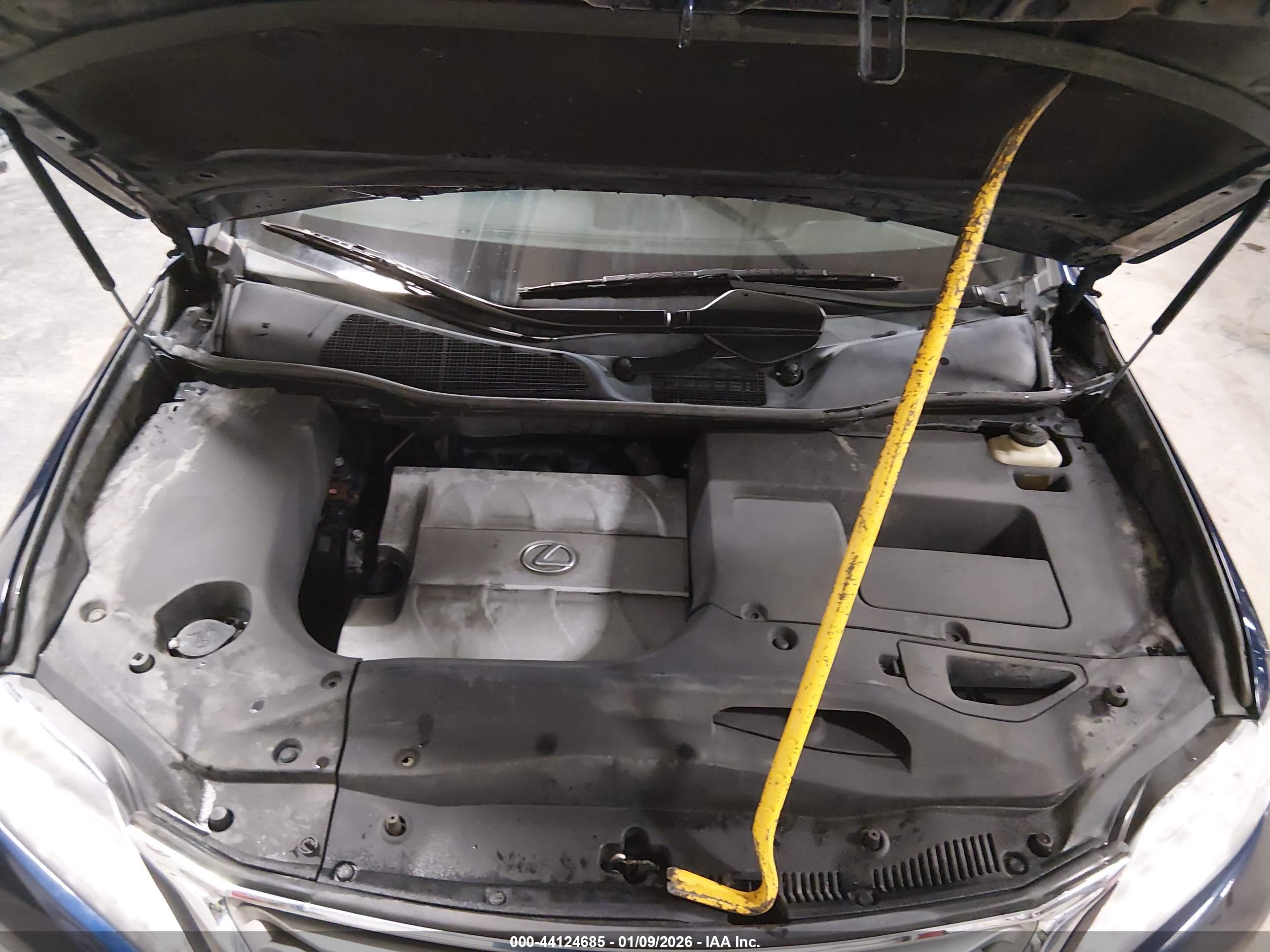 LEXUS RX image 10