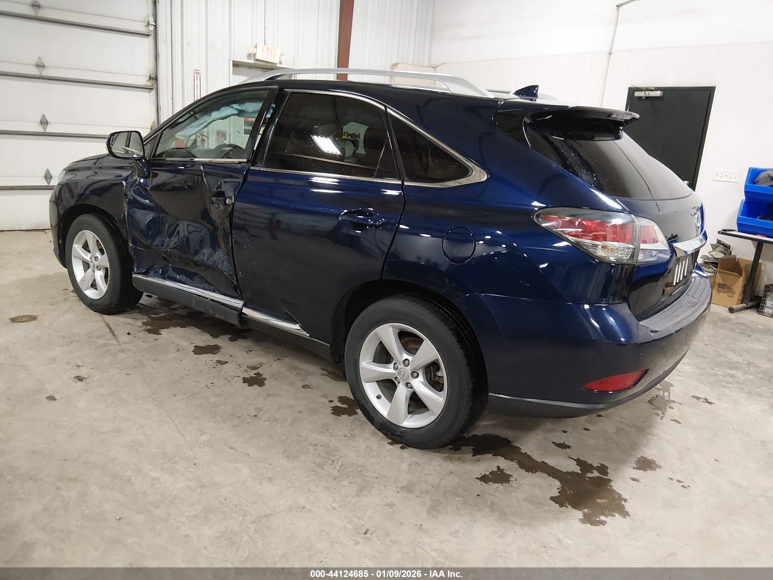 LEXUS RX image 3