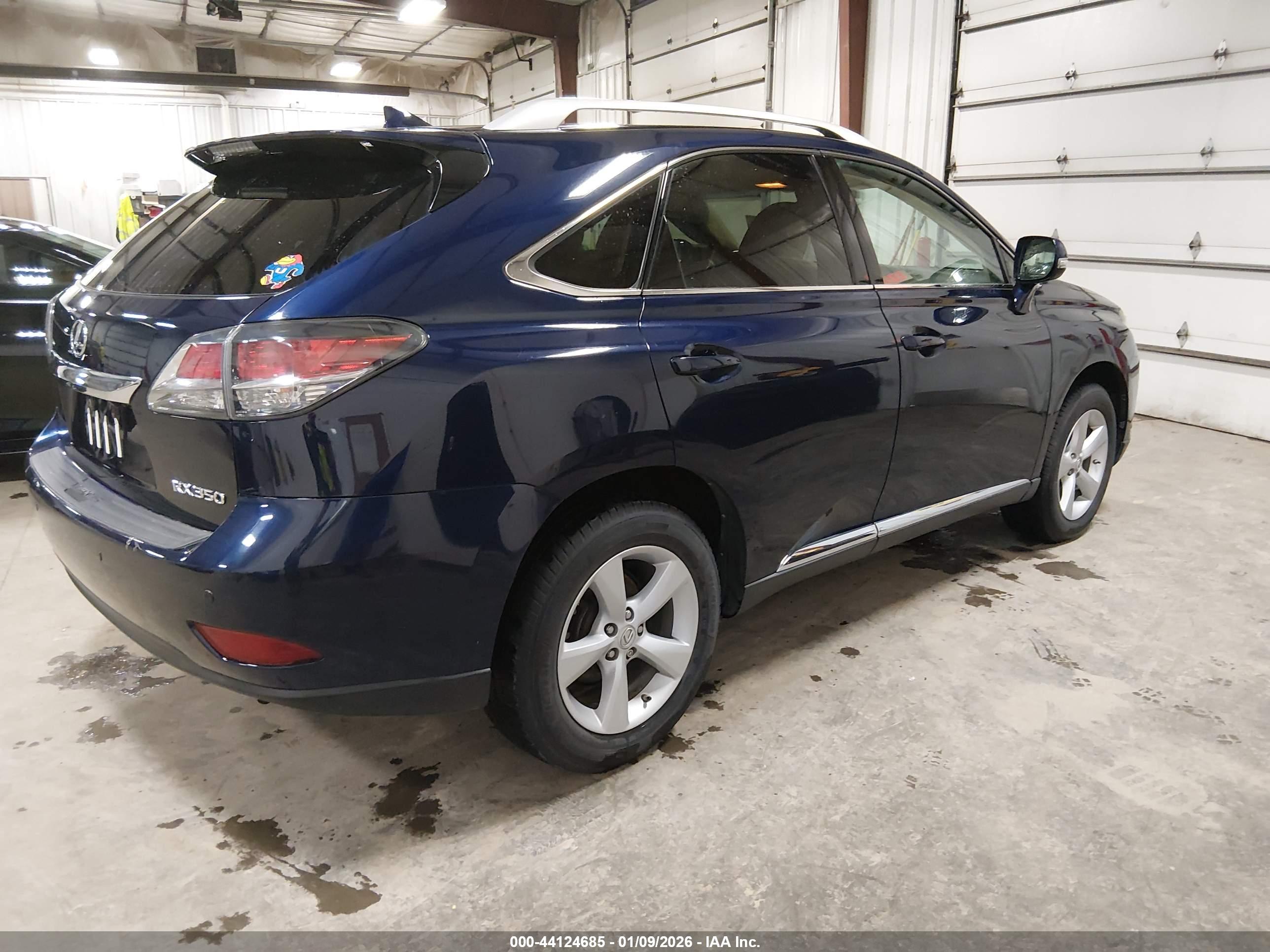 LEXUS RX image 4